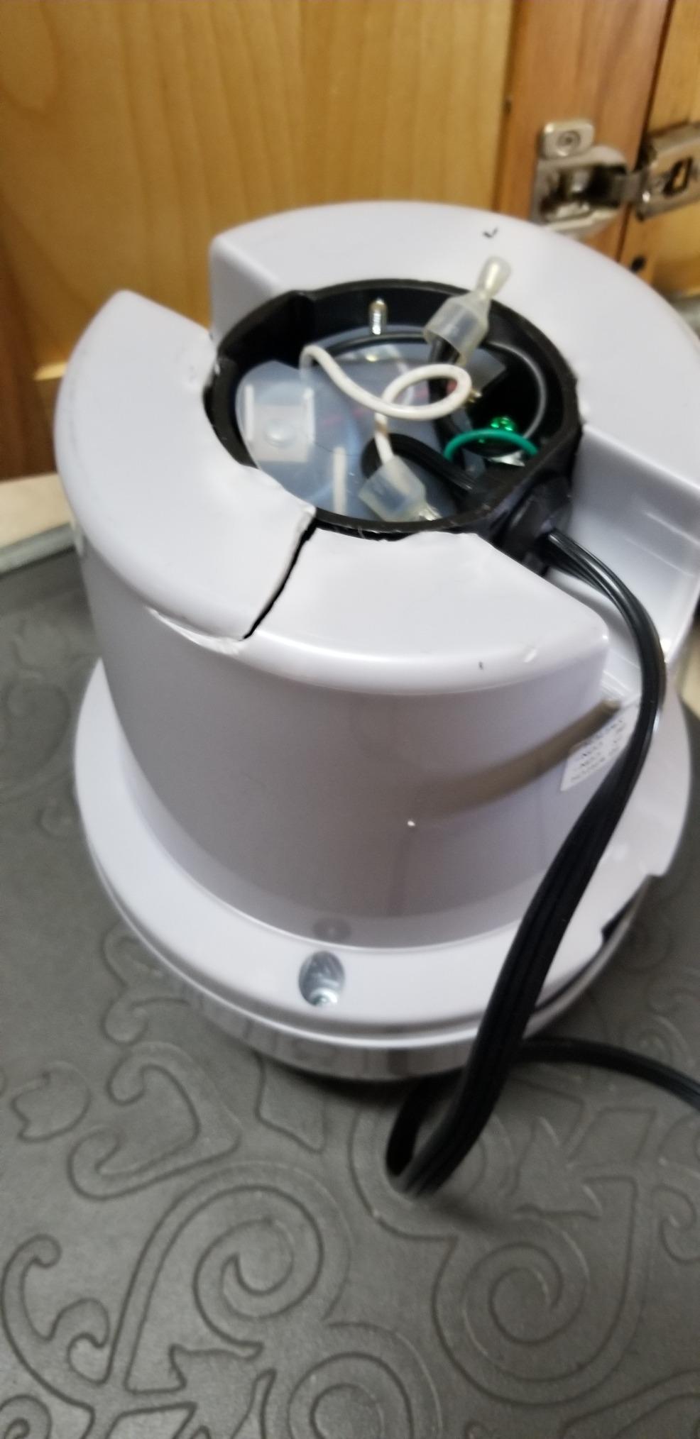 Moen L-3200 Waste King 3/4 HP Garbage Disposal with Power Cord customer photo 1