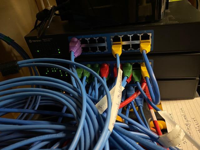 TRENDnet 5 Port Mini Gigabit Switch, TEG-S50g, Lifetime Protection customer photo 1