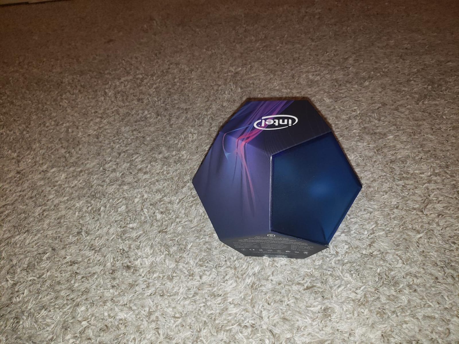 Intel Core i9-9900K Desktop Processor 8 Cores up to 5.0 GHz Turbo Unlocked LGA1151 300 Series 95W customer photo 1