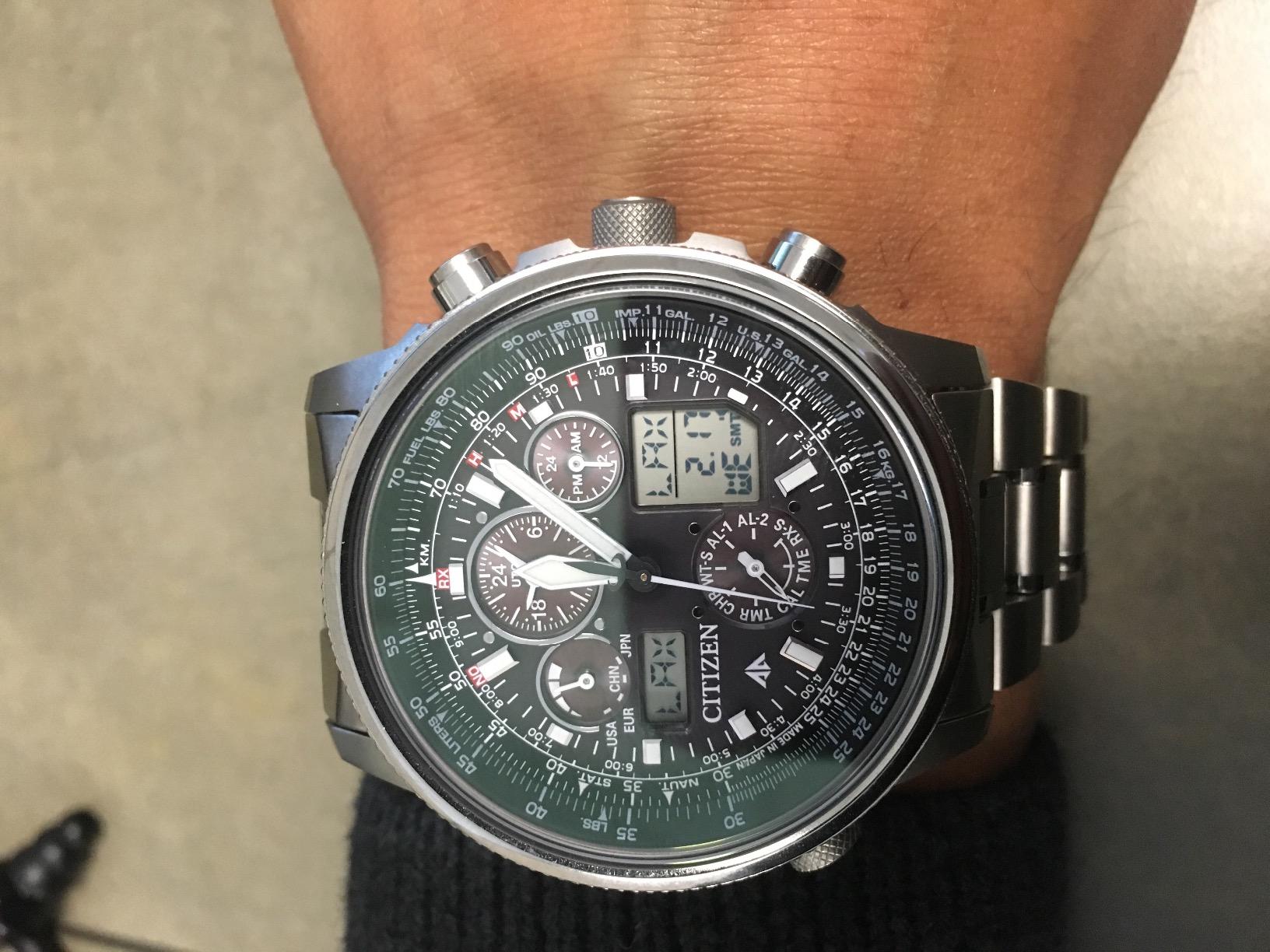 Bulova Men's Icon High Precision Quartz Chronograph Watch, Curved Mineral Crystal customer photo 1