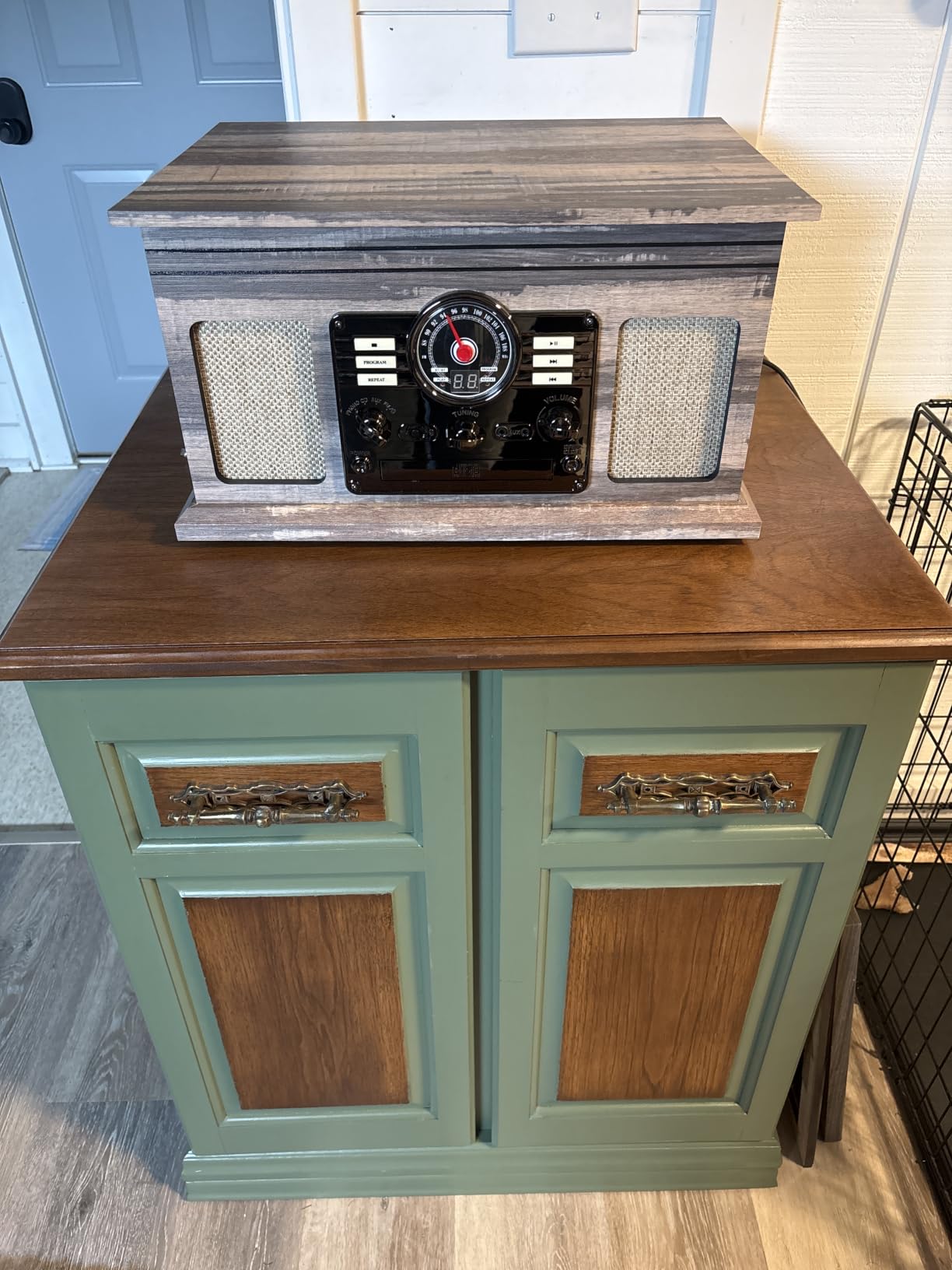 Victrola Quincy - 6-in-1 Bluetooth Record Player - Mahogany customer photo 2