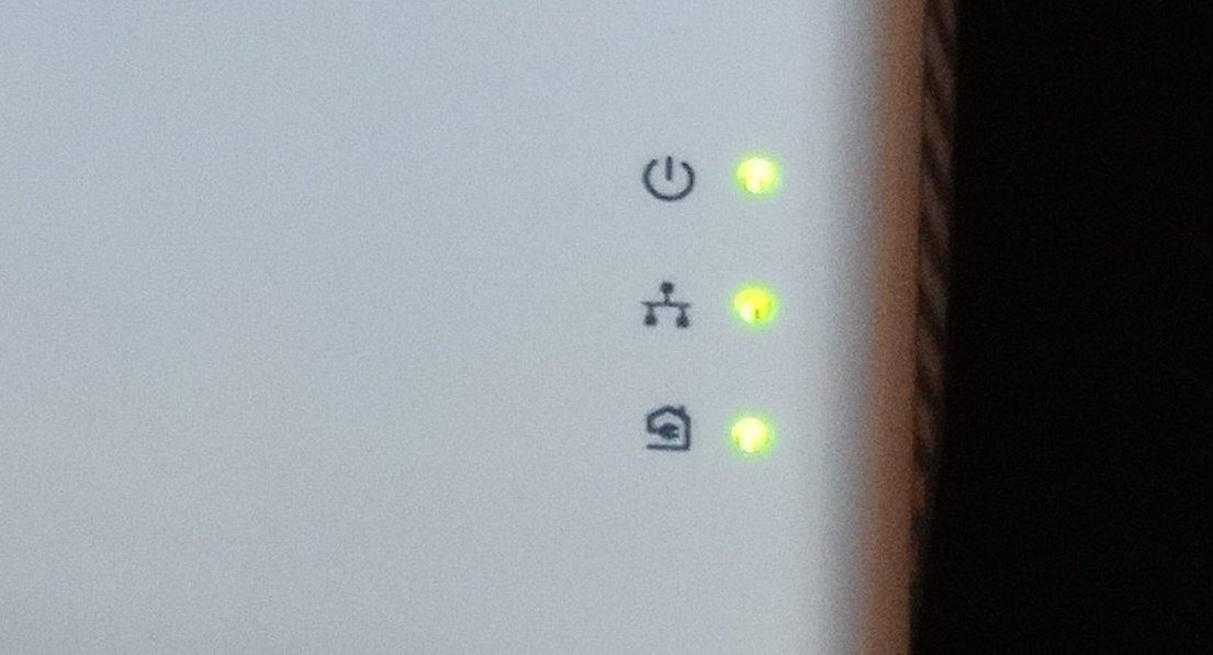 NETGEAR Powerline Adapter Kit, 1200 Mbps Wall-Plug, 1.2 Gigabit Ethernet Ports with Passthrough + Extra Outlet (PLP1200-100PAS) customer photo 2