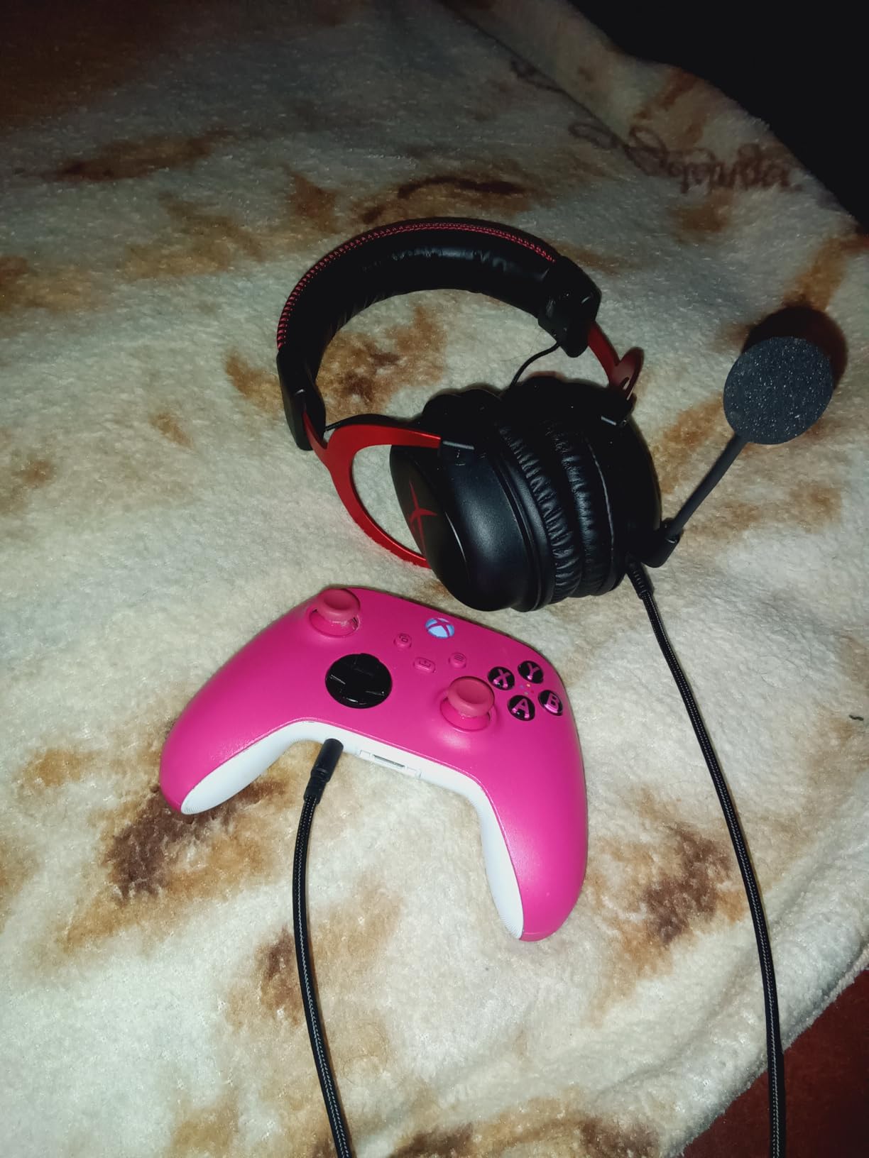 HyperX Cloud II Gaming Headset - 7.1 Surround Sound - Memory Foam Ear Pads - Durable Aluminum Frame - Multi Platform Headset - Works with PC, PS4, PS4 PRO, Xbox One, Xbox One S - Red (KHX-HSCP-RD) customer photo 1