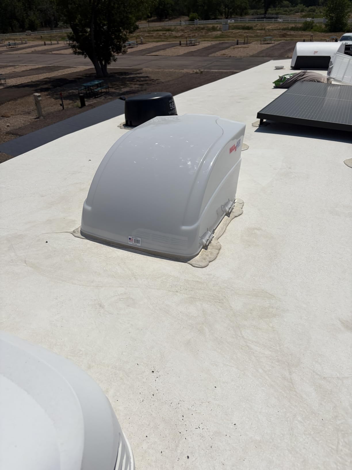 MAXXAIR FANMATE 00-955001 RV Fan and Vent Cover, White customer photo 1