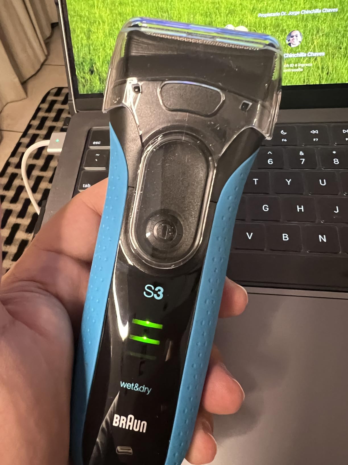 Braun Electric Series 3 Razor with Precision Trimmer, Rechargeable, Wet & Dry Foil Shaver for Men, 45 Minute Runtime, MicroComb and Long Hair Trimmer, Protects Skin from Nicks & Cuts, 4 Piece customer photo 1