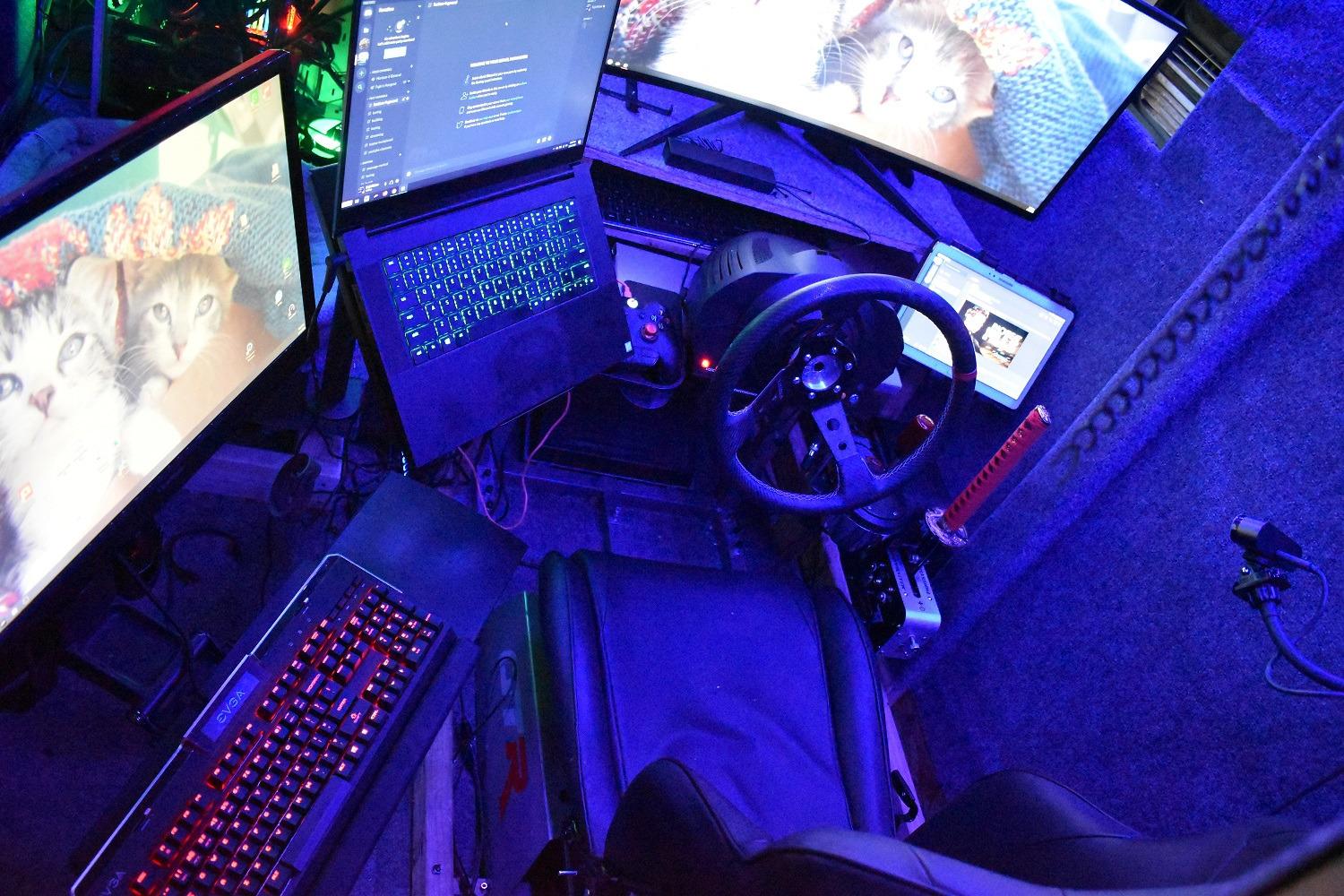 Thrustmaster TX Servo base Force Feedback Wheelbase - XBOX & PC customer photo 2