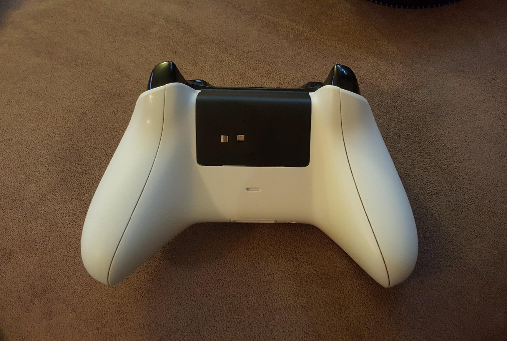 Fosmon Fast Charging for Xbox Controller Charger Station Dock, Black customer photo 1