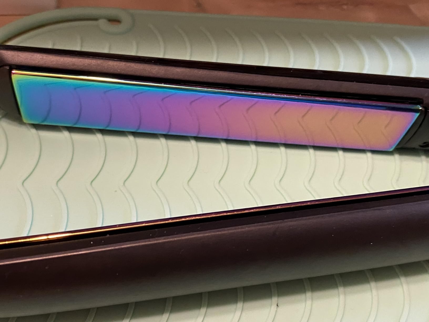 INFINITIPRO BY CONAIR Rainbow Titanium Flat Iron, 1-inch customer photo 2