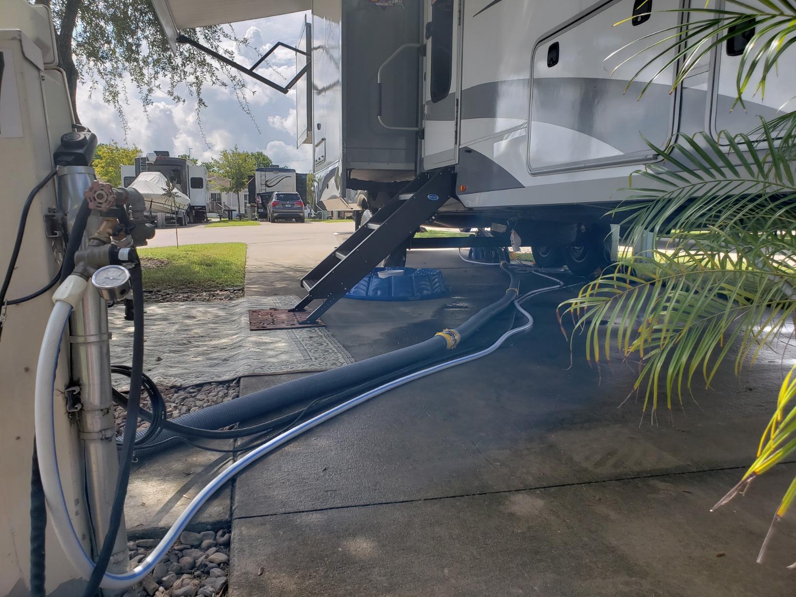 Camco Deluxe 20ft Sewer Hose Kit - Includes Features Pre-Attached Swivel Fittings & Includes Clear RV Sewer Elbow, (2) Heavy Duty 10ft Sewer Hoses, (2) Storage Caps, & Bonus Clear Extender - 39658 customer photo 1