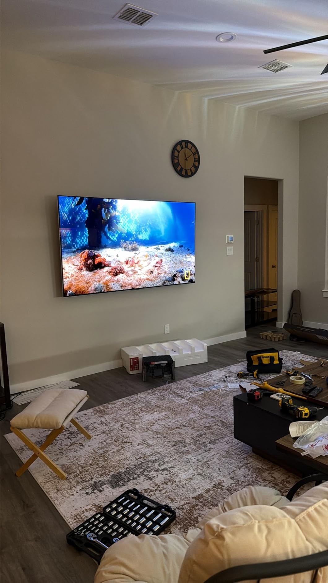 ECHOGEAR MaxMotion TV Wall Mount for 42-90” TVs up to 125lbs- UL Listed customer photo 2