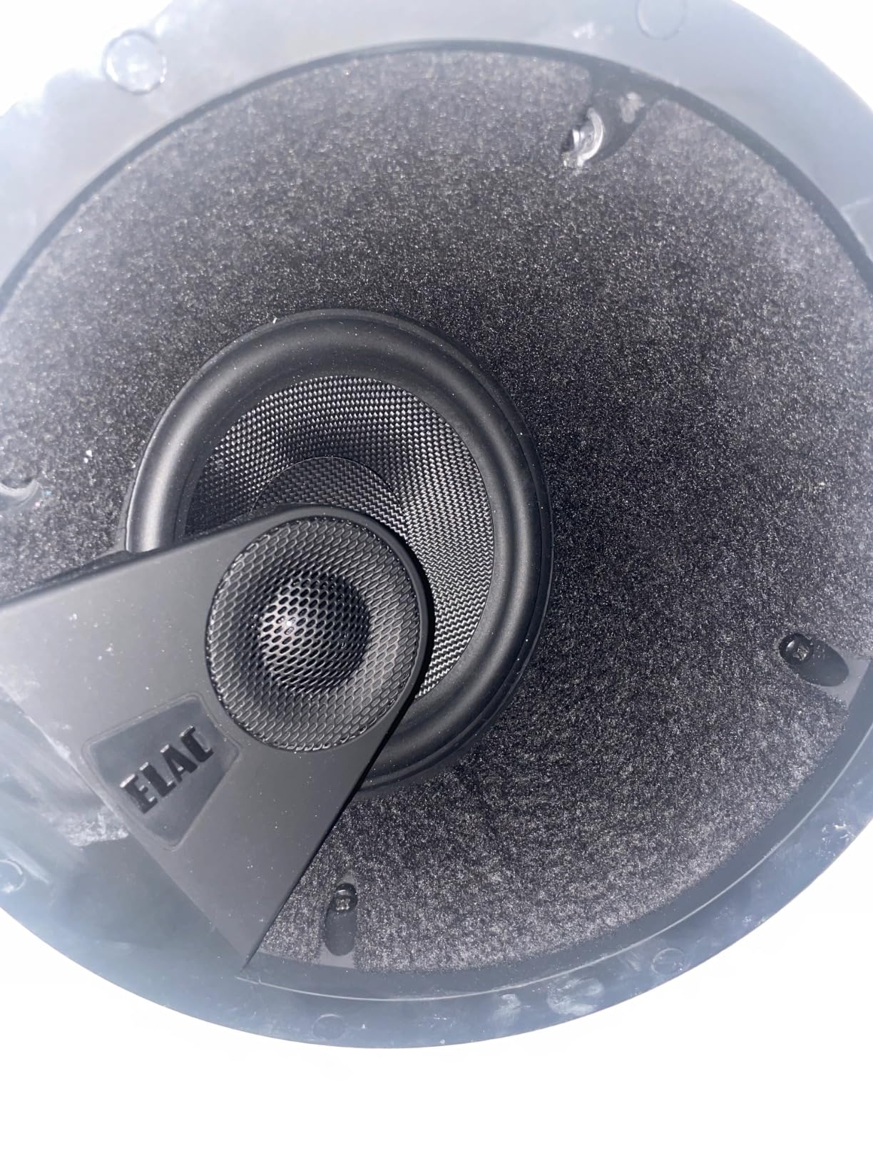ELAC Debut 2.0 C5.2 Center Channel Speaker, Black - 1” Cloth Dome Tweeter & Dual 5.25” Aramid Fiber Woofers - 2-Way Bass Reflex - Up to 35,000 Hz Response customer photo 2
