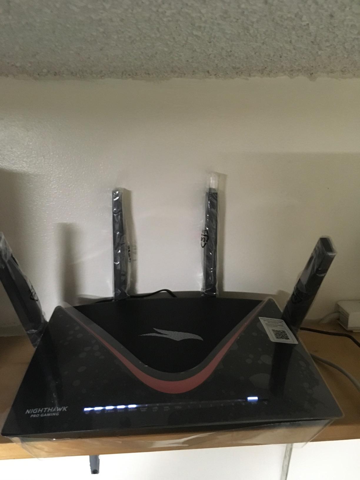 NETGEAR Nighthawk Pro Gaming XR700 WiFi Router with 6 Ethernet Ports and Wireless speeds up to 7.2 Gbps, AD7200, Optimized for The Lowest ping customer photo 2