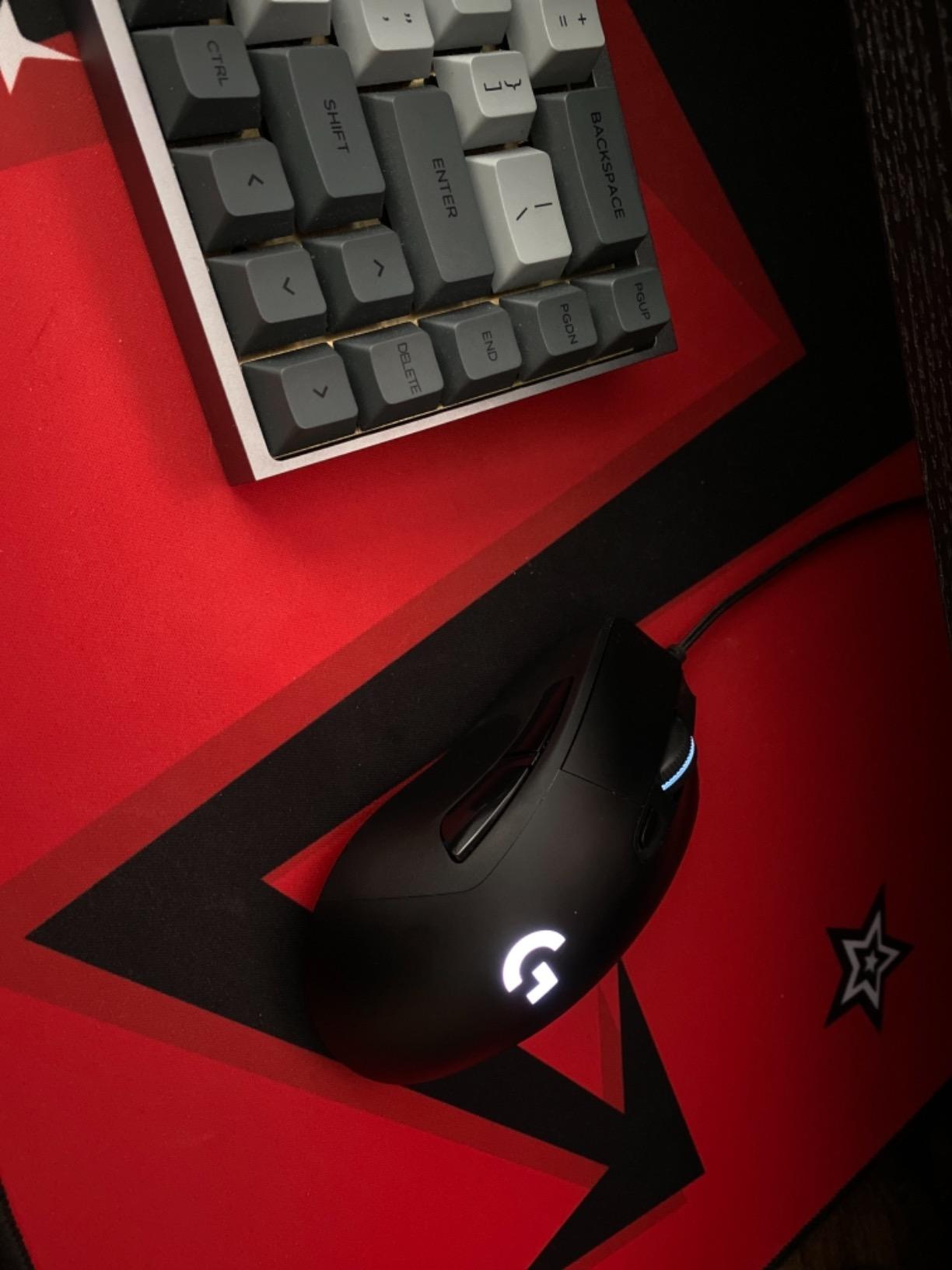 Logitech G403 Hero RGB Gaming Mouse - Black customer photo 1