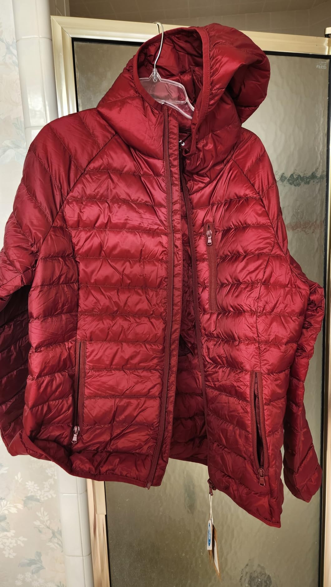 Wantdo Women's Packable Puffer Down Jacket Lightweight Hooded Winter Coats customer photo 1