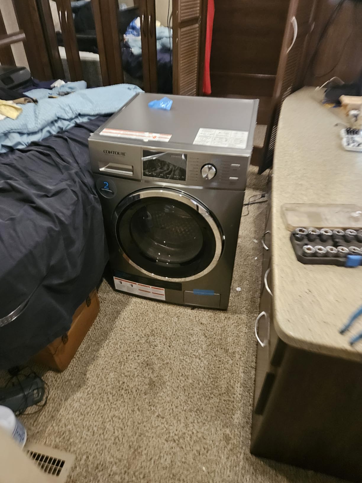 Contoure 2.7 Cu Ft Ventless Washer Dryer Combo with Steam, 120V, Titanium customer photo 1