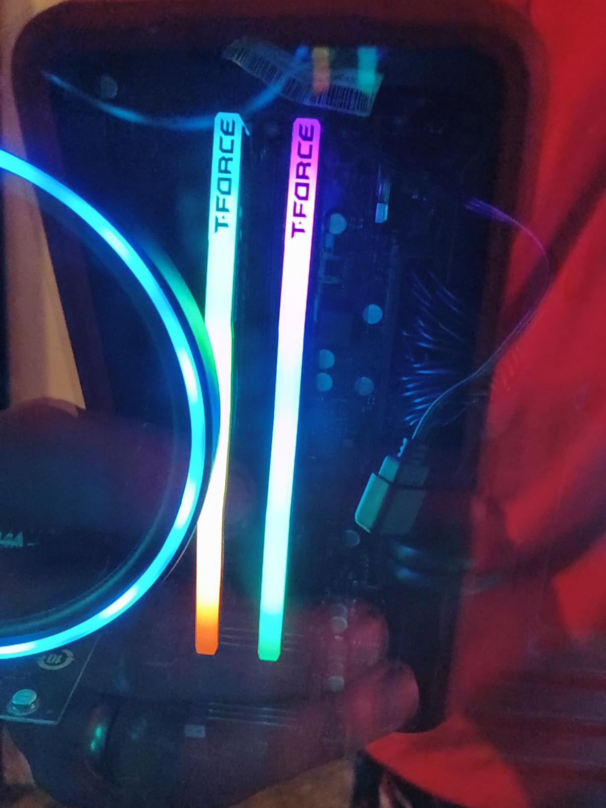 TEAMGROUP T-Force Delta RGB DDR4 16GB (2x8GB) 3200MHz (PC4-25600) CL16 Desktop Memory Module ram Black - TF3D416G3200HC16CDC01 customer photo 2