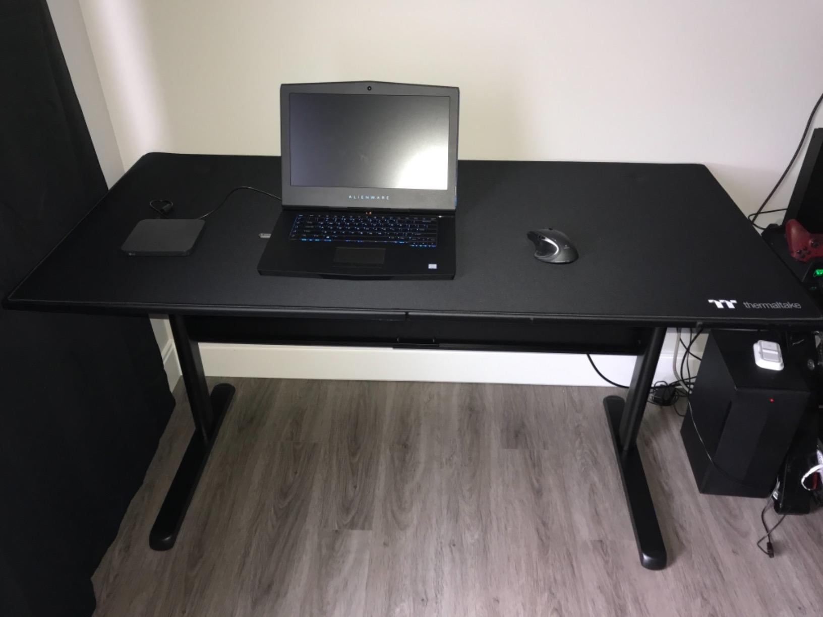 Thermaltake ToughDesk 500L RGB customer photo 1
