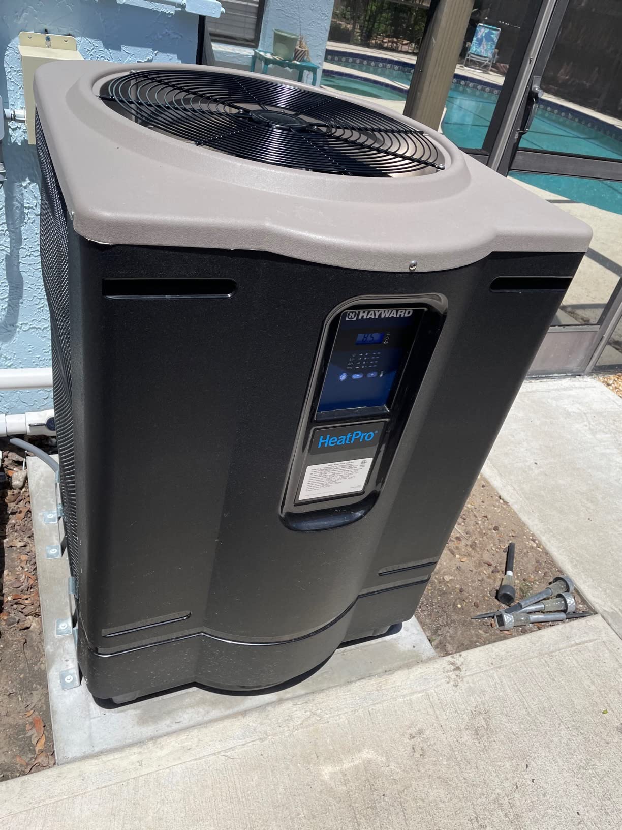 Hayward HeatPro Pool Water Heat Pump Heater for Inground Pools, 140,000 BTU customer photo 1