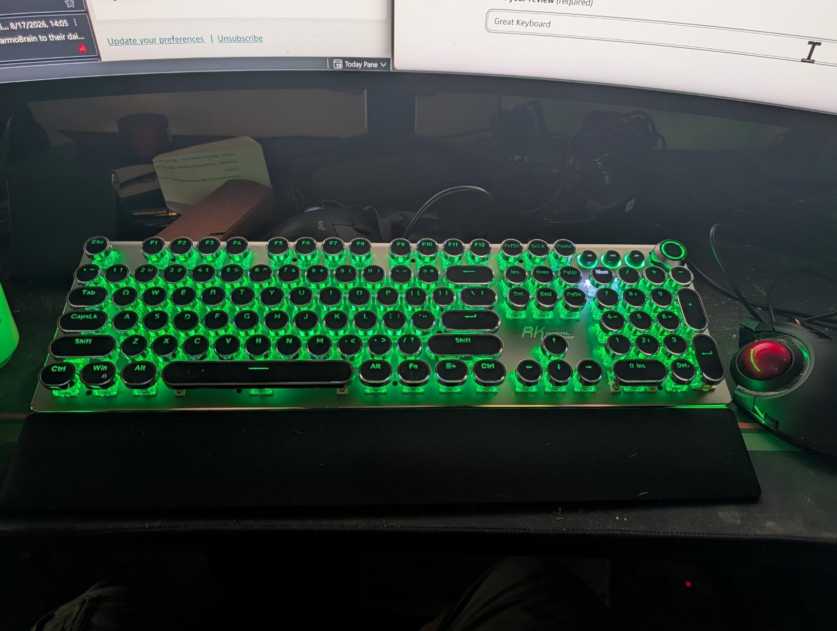 RK ROYAL KLUDGE S108 Typewriter Keyboard, Retro Mechanical Gaming Keyboard Wired 108 Keys with RGB Backlit Sidelight, Detachable Wrist Rest, Round Keycaps Blue Switches - Black customer photo 1