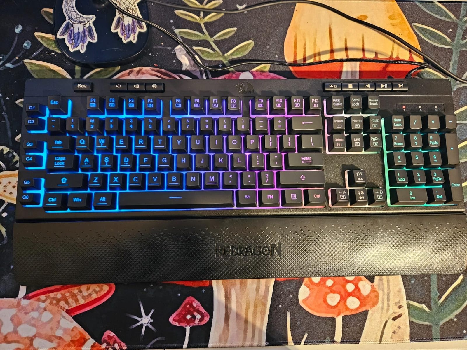 Redragon K512 RGB Membrane Gaming Keyboard, 6 Macro Keys & Easy Media Wheel customer photo 2