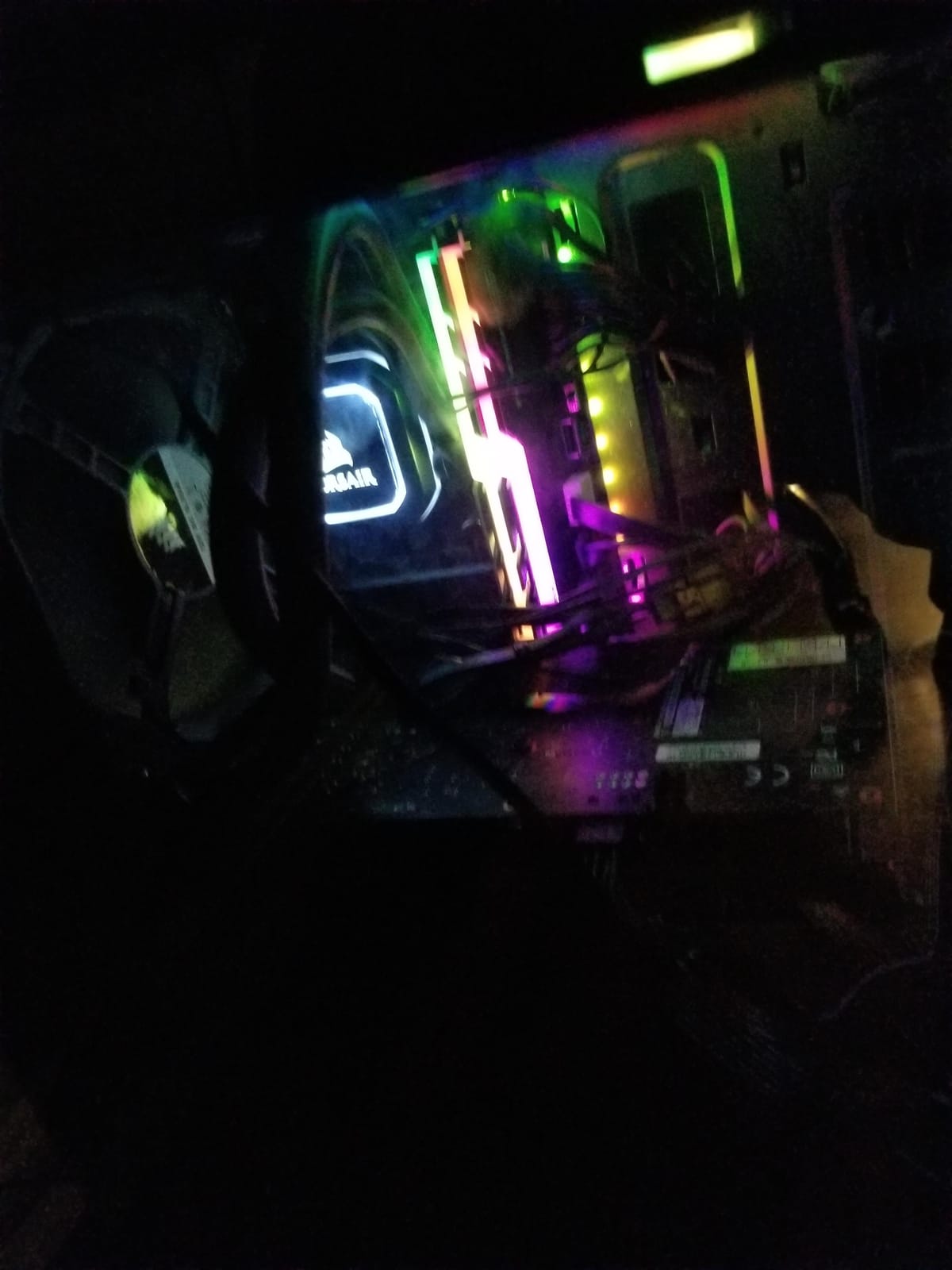 G.SKILL Trident Z RGB Series DDR4 RAM (XMP) 16GB (2x8GB) Up to 3600MT/s* CL18-22-22-42 1.35V Intel AMD Desktop Computer Memory U-DIMM (F4-3600C18D-16GTZR) customer photo 2