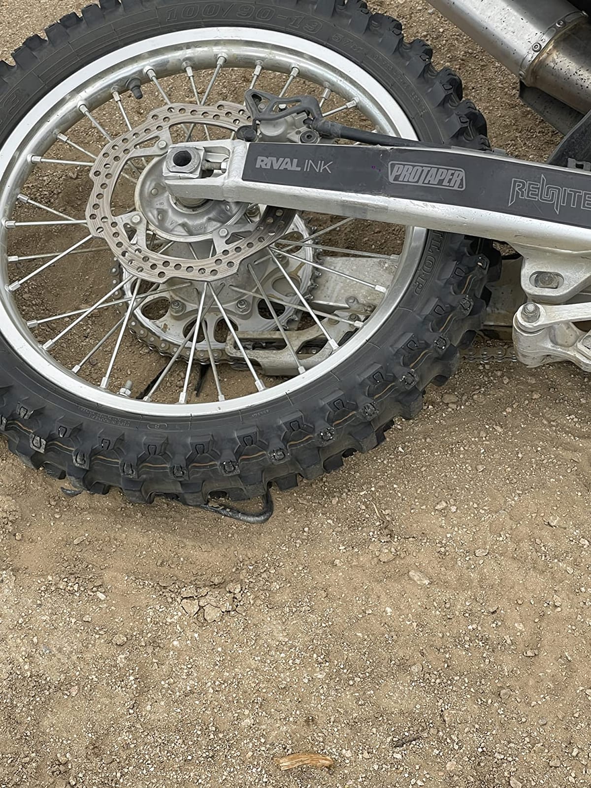 Eapele Triangle Stand for Dirt Bike, Solid Steel Structure Dirt Bike Stand, Universal for 80-500cc Supermoto Motocross Enduro Pit Bike-Black customer photo 2