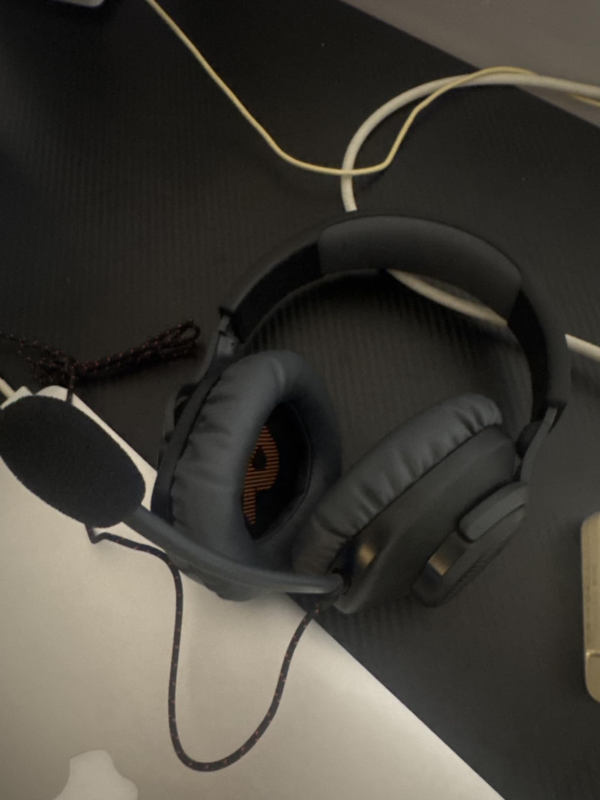 JBL Quantum 100 - Wired Over-Ear Gaming Headphones - Black, Large customer photo 1