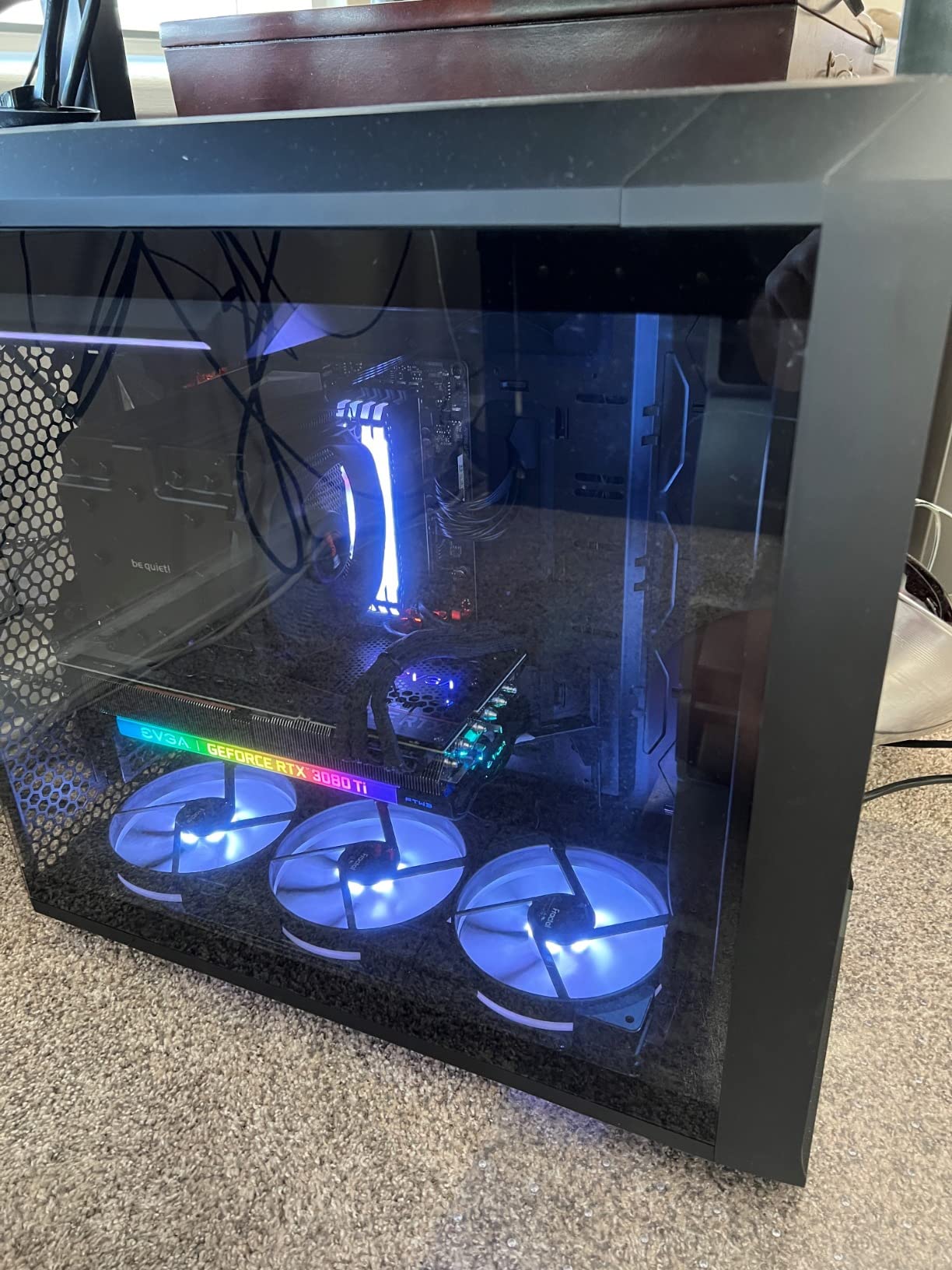 Fractal Design Torrent RGB Black - Light Tint Tempered Glass Panels - Open Grille for Maximum air Intake - Two 180mm RGB PWM and Three 140mm RGB Fans Included - ATX Airflow Mid Tower PC Gaming Case customer photo 1