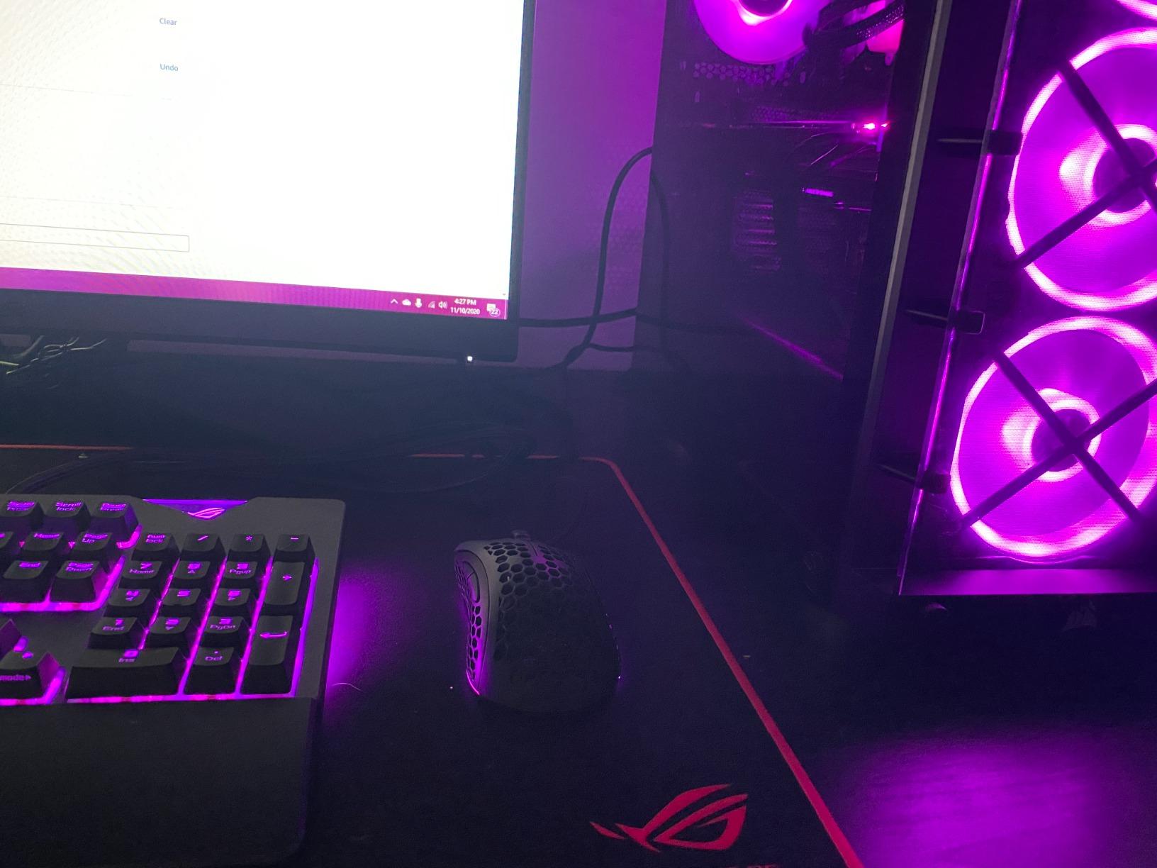 Gwolves Skoll Mini SK-S White 50g Ultralight Weight Honeycomb Design Ergonomic Wired Gaming Mouse with 3389 Sensor - PTFE Skates - 16,000DPI - Detachable Cable (White) (Small) customer photo 2