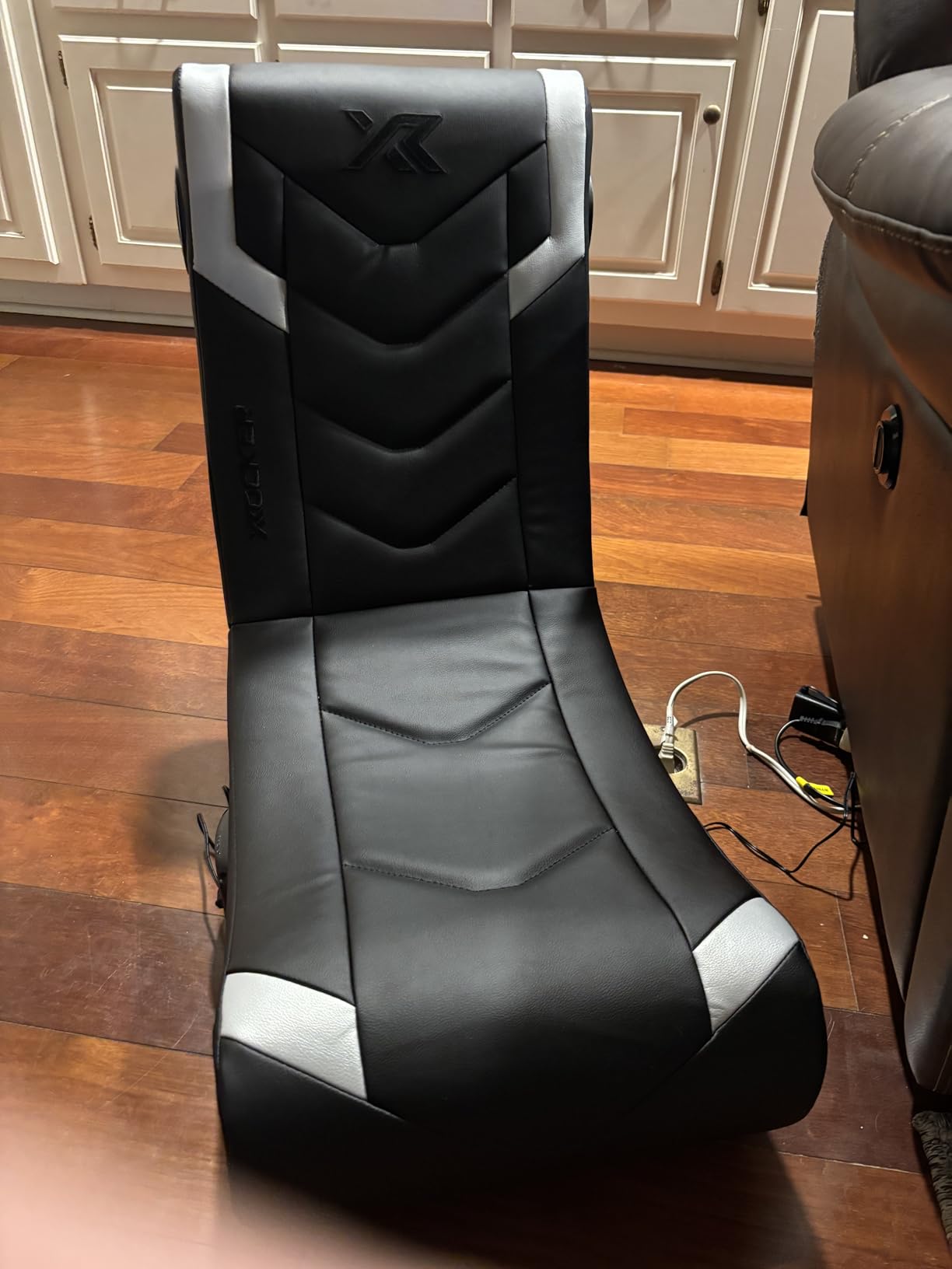 X Rocker Video Gaming Floor Rocker Chair, Built-in Audio, Foldable, for Gamers, Bedroom, or Game Room for Boys, Girls, Teens 5-17, Gifts for Gamers customer photo 2