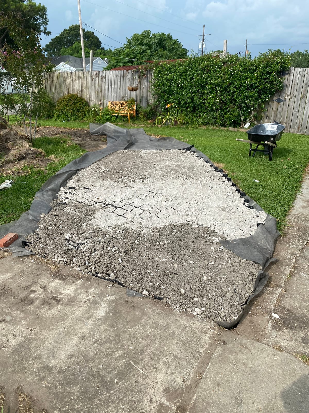 Happybuy Geo Grid Ground Grid 9x17 ft, Geo Cell Grid 4 Inch Thick, Gravel Grid HDPE Material, Ground Stabilization Grid 1885 LBS Per Sq, Tensile Strength Gravel Ground Grid for Slope Driveways, Garden customer photo 1