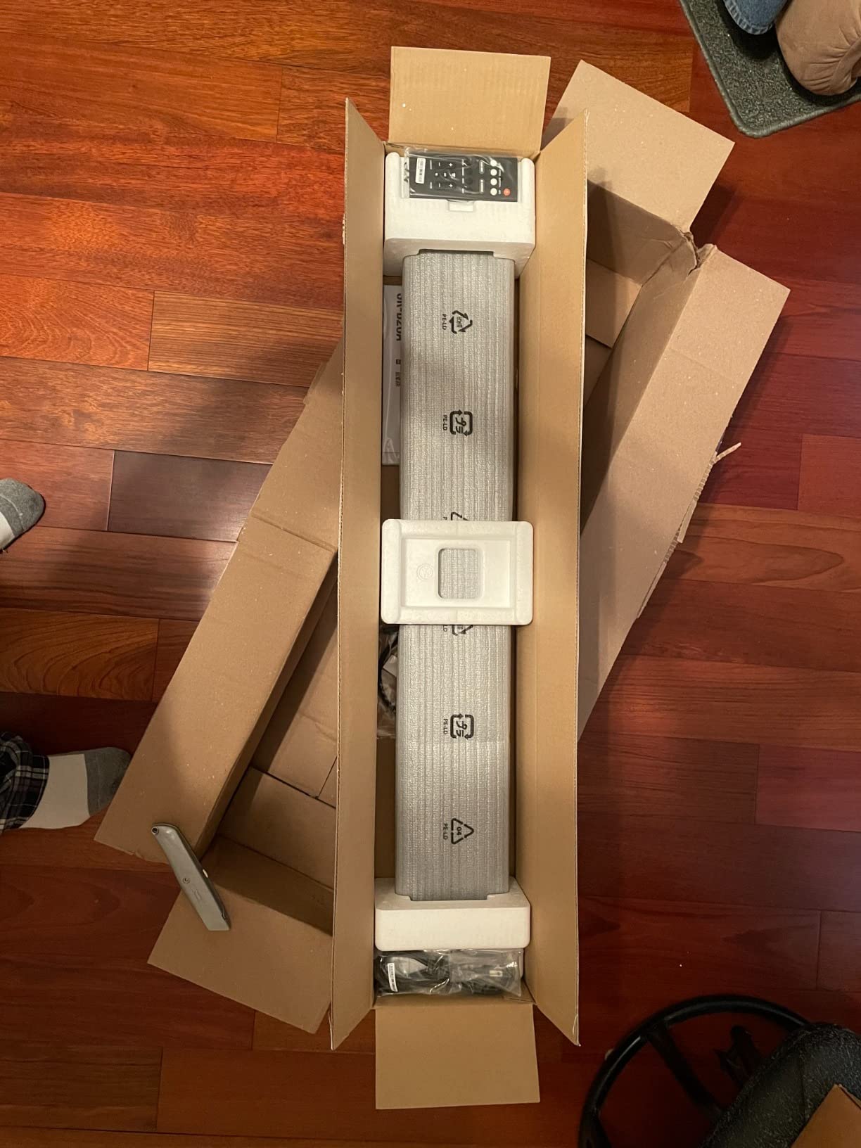 Yamaha SR-B20A Soundbar with Built-in Subwoofers, Dolby Audio, DTS Virtual:X, Bluetooth, Black customer photo 1
