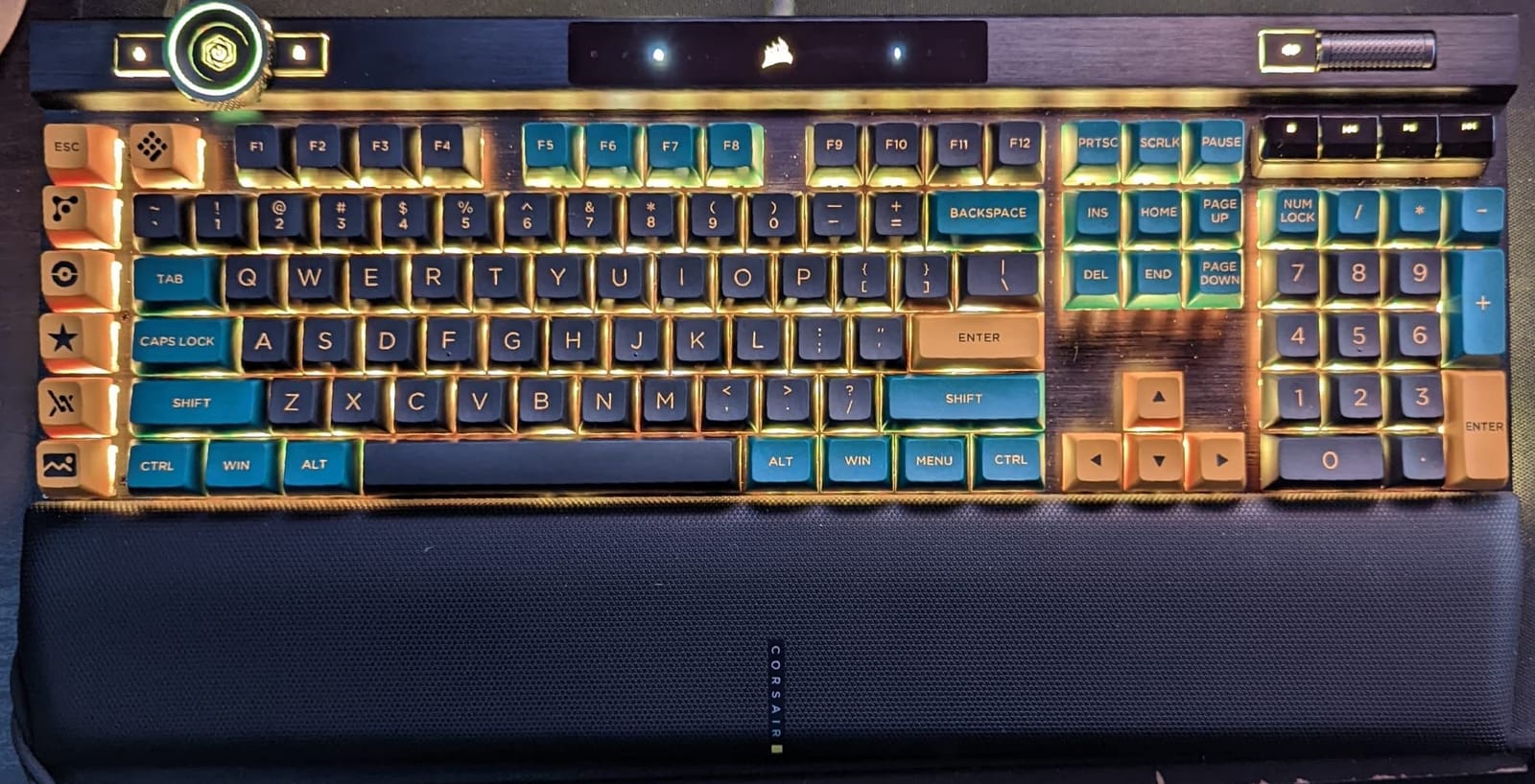 Corsair K100 RGB Mechanical Gaming Keyboard - Cherry MX Speed RGB Silver Keyswitches - PBT Double-Shot Keycaps - Elgato Stream Deck and iCUE Compatible - QWERTY NA Layout - Black customer photo 1