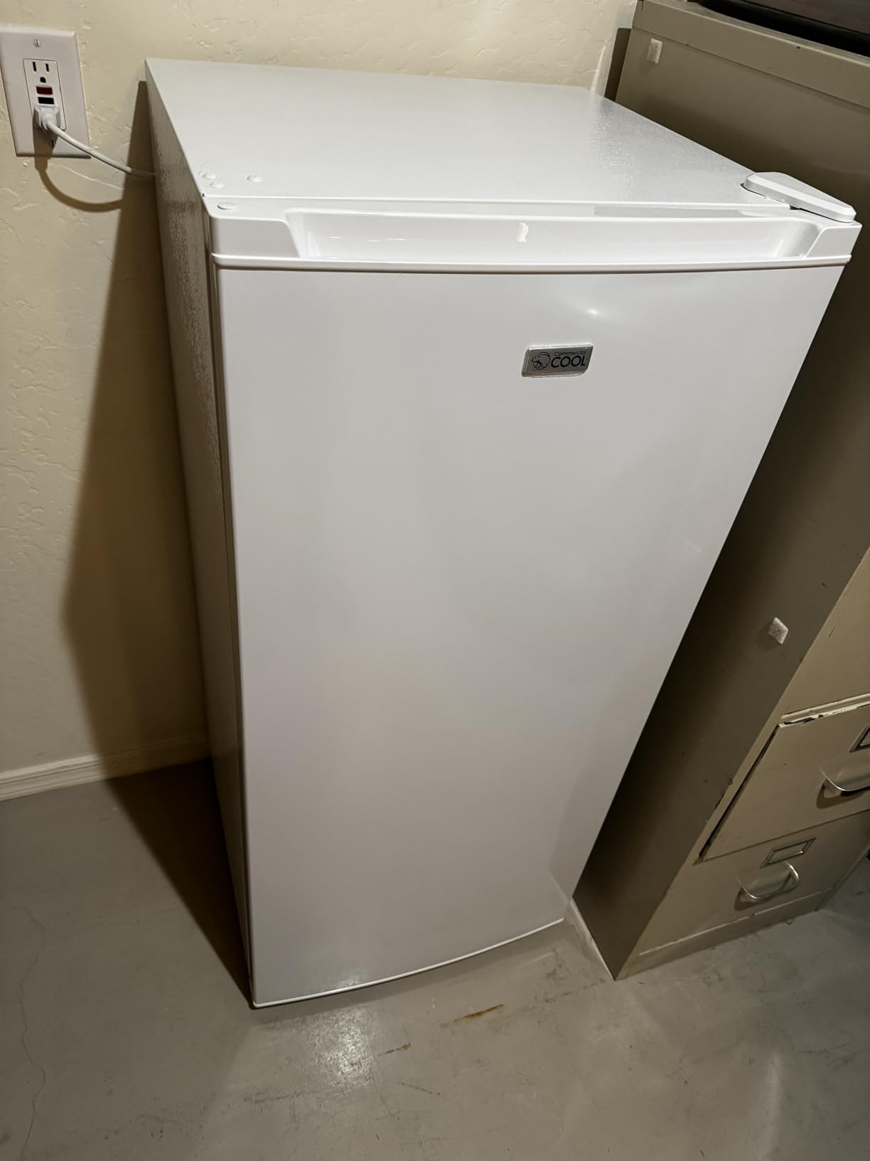 Commercial Cool 5.0 Cu. Ft. Upright Freezer, CCUL50W, White customer photo 1