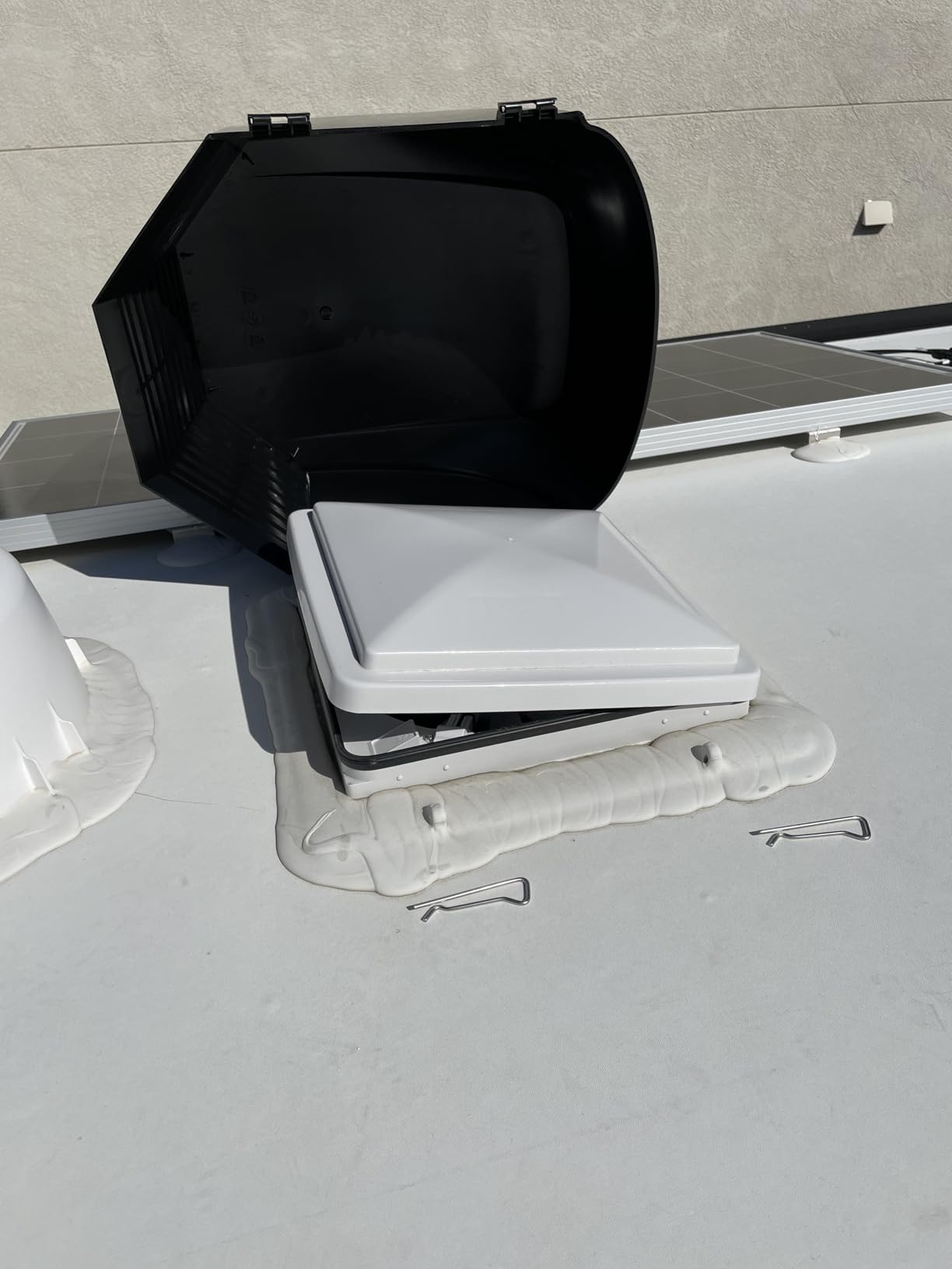MAXXAIR Maxx II 00-933082 RV Roof Vent Cover, Black customer photo 2
