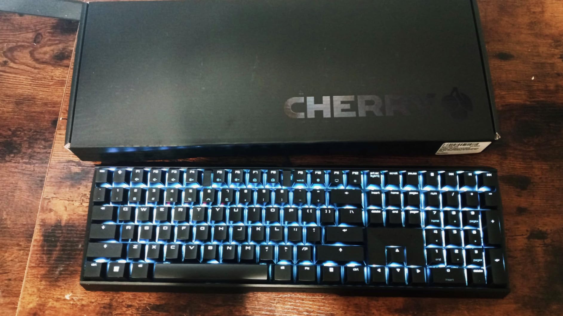 Cherry MX 3.0S Wired Mechanical Gaming Keyboard MX2A Silent RED Switches customer photo 1