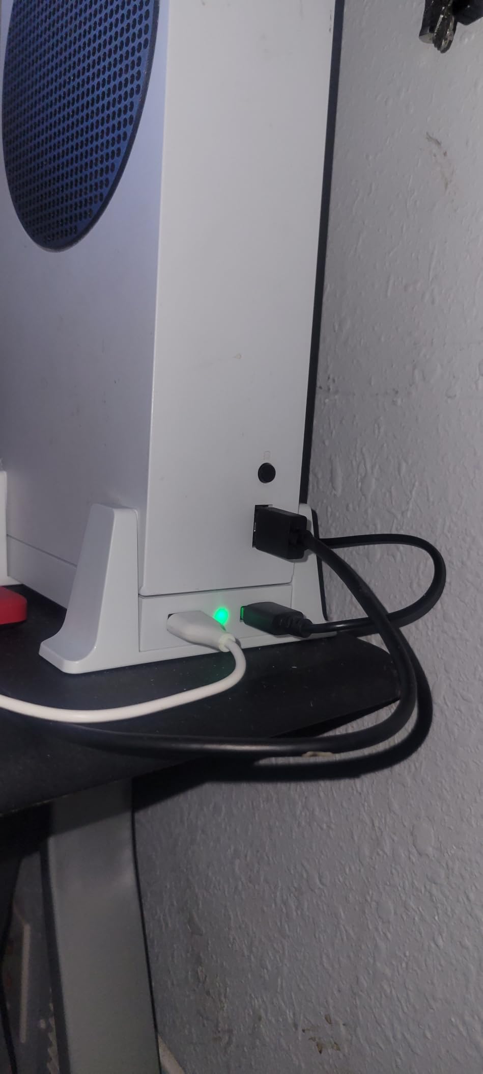 Mcbazel Vertical Stand with Cooling Fan for Xbox Series S Console, White customer photo 1