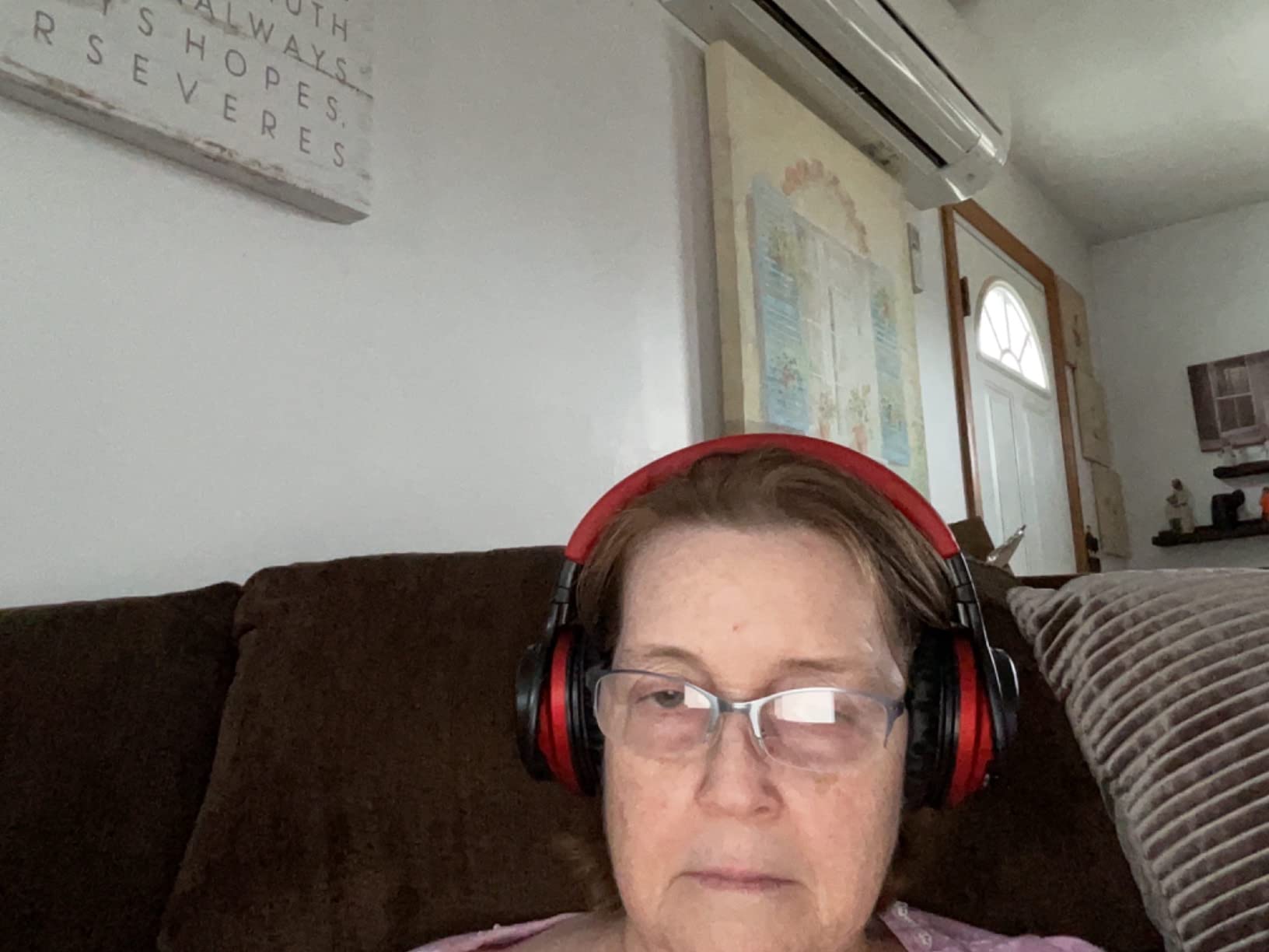 MOVSSOU Million Sold Classic E7 Active Noise Cancelling Headphones customer photo 1