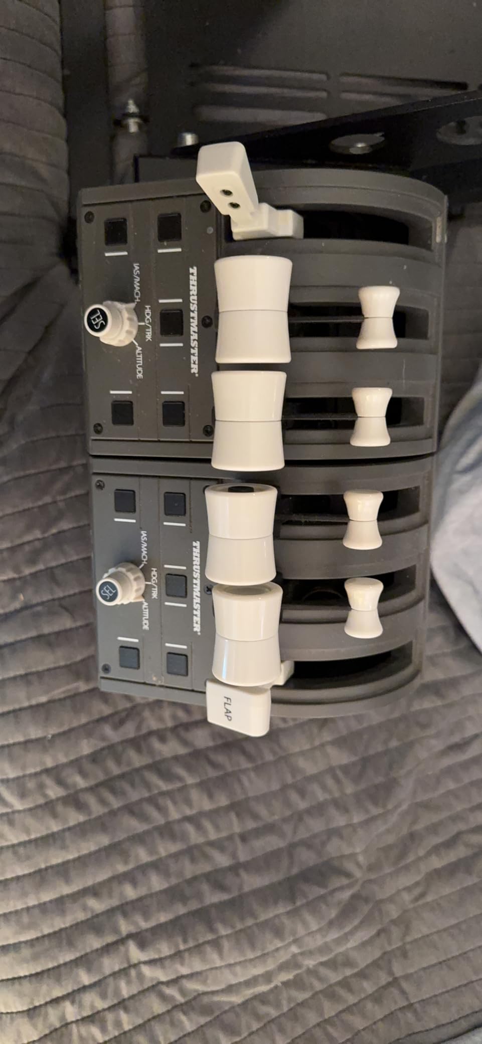 Thrustmaster TCA Yoke & Quadrant Boeing Edition Flight Pack - XBOX & PC customer photo 1