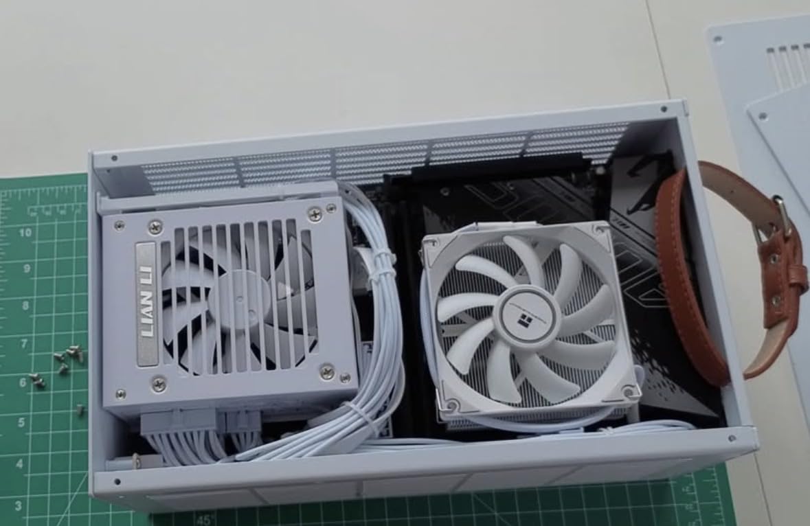 SGPC K49 Mini ITX Case 7.1L Standard Edition customer photo 2