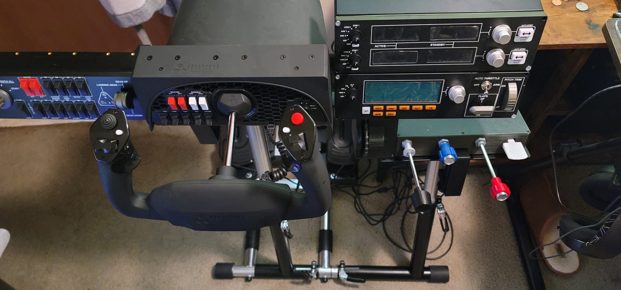Honeycomb Alpha Flight Controls Yoke Bundle customer photo 2