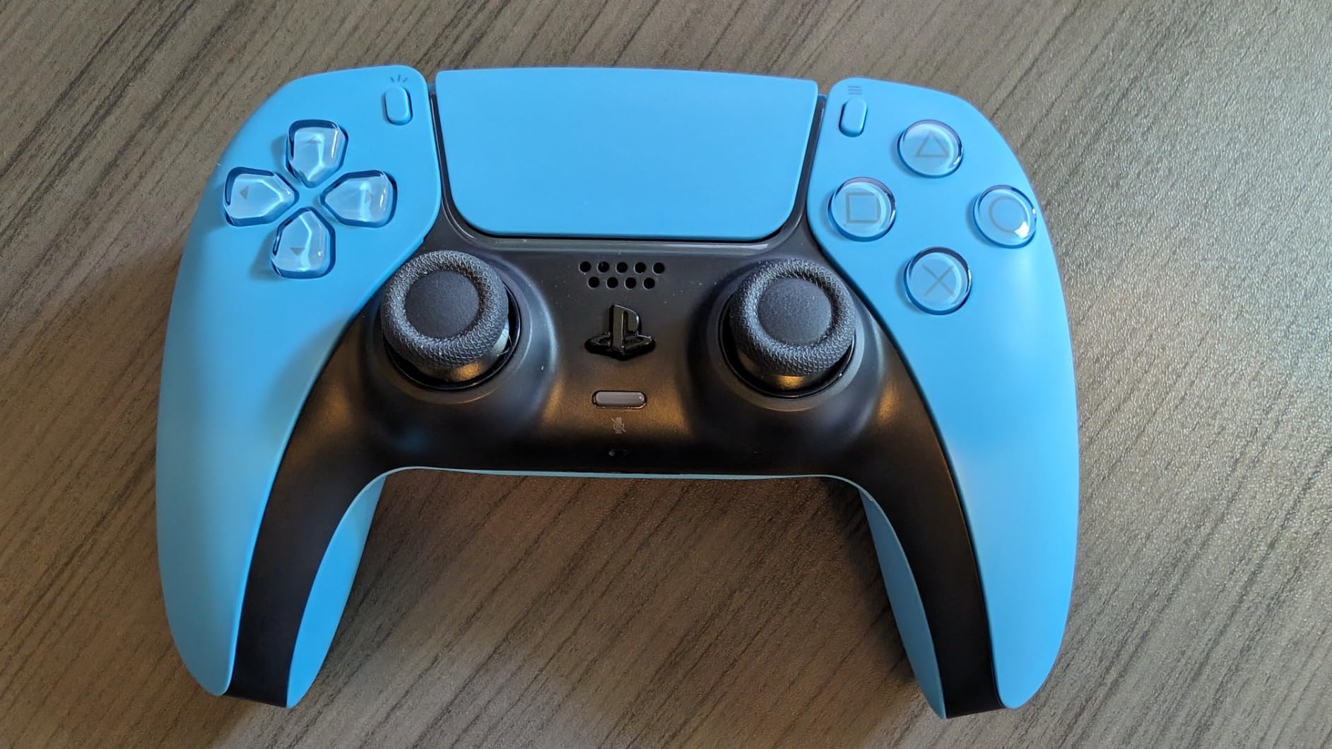 PlayStation DualSense Wireless Controller - Starlight Blue customer photo 2