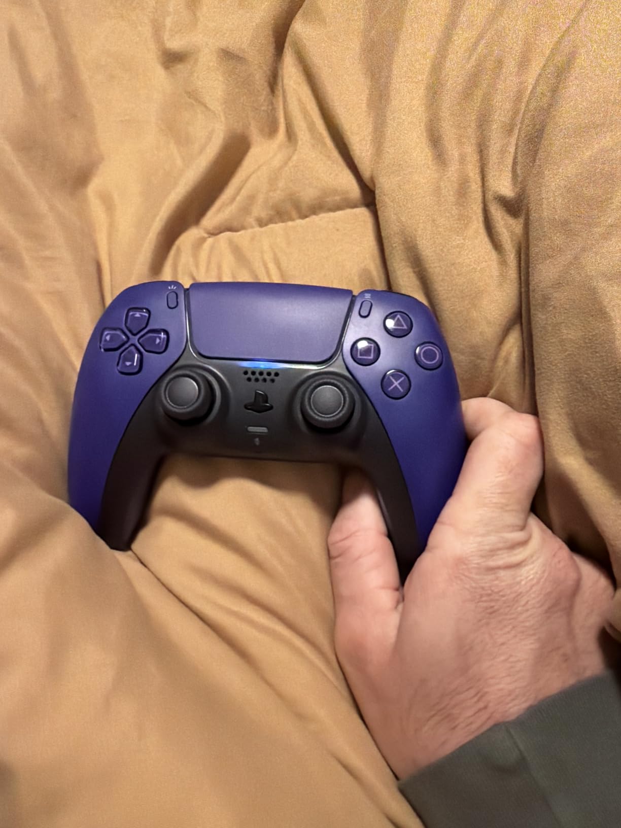 PlayStation DualSense Wireless Controller – Galactic Purple customer photo 2