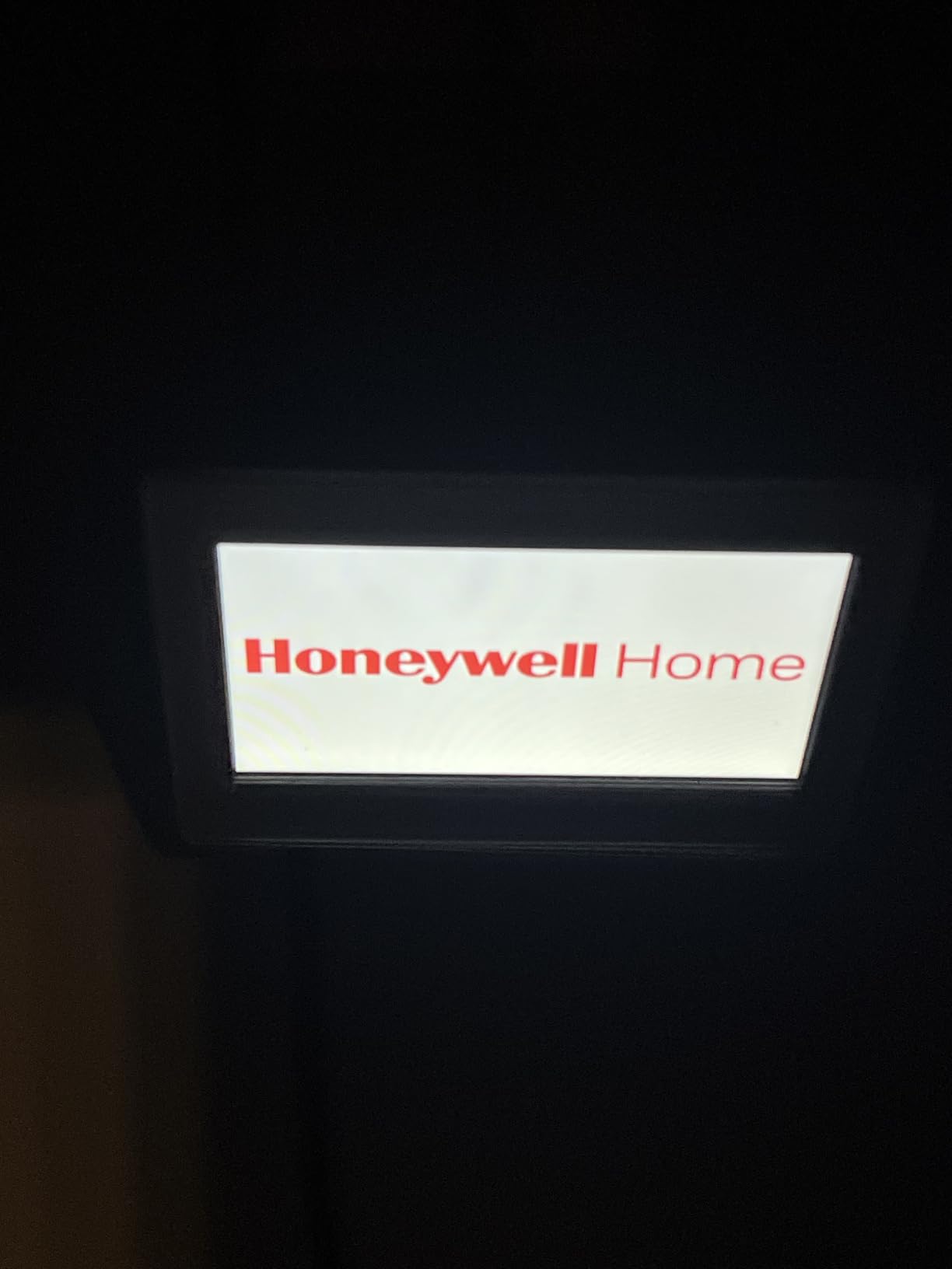 Honeywell Home RTH9600WF Smart Color Thermostat ENERGY STAR Wi-Fi Programmable Touchscreen Alexa Ready - C-Wire Required customer photo 1