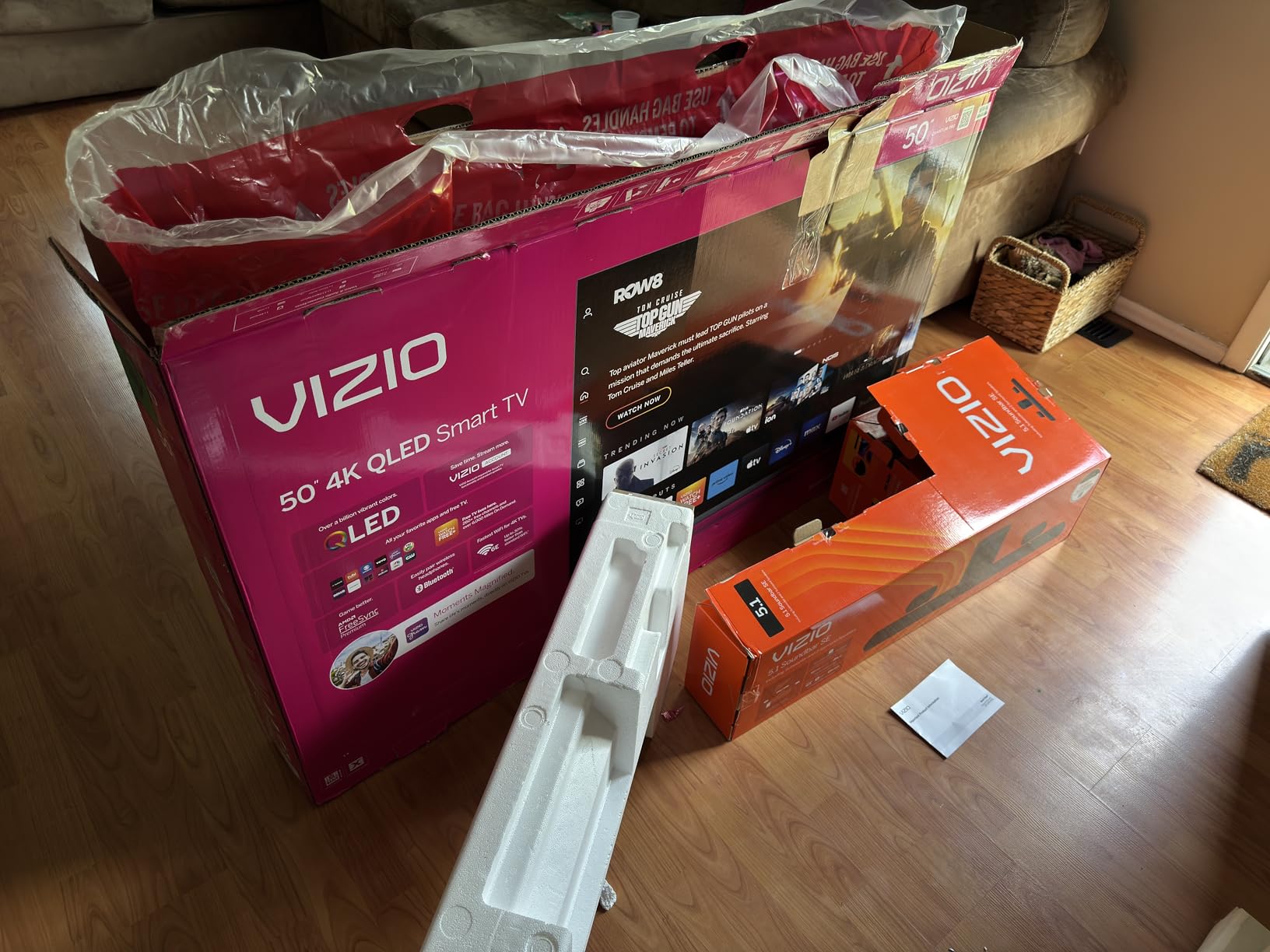VIZIO 50-inch Quantum Pro 4K 120Hz QLED HDR10+ Smart TV with Dolby Vision, Active Full Array, 240Hz @ 1080p PC Gaming, WiFi 6E, Apple AirPlay, Chromecast Built-in, M50QXM-K01, 2023 Model customer photo 1