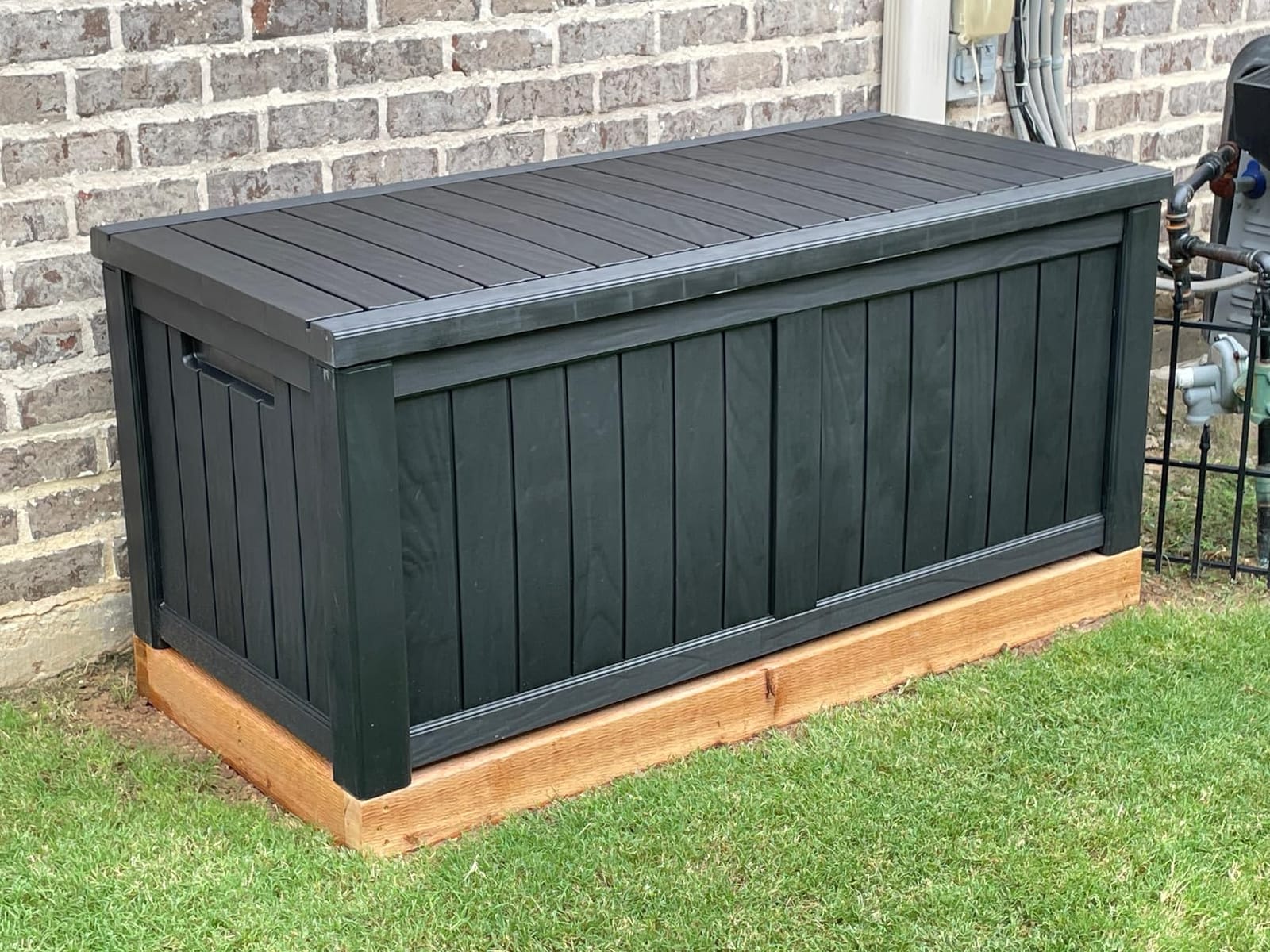 YITAHOME 120 Gallon Outdoor Storage Deck Box customer photo 1