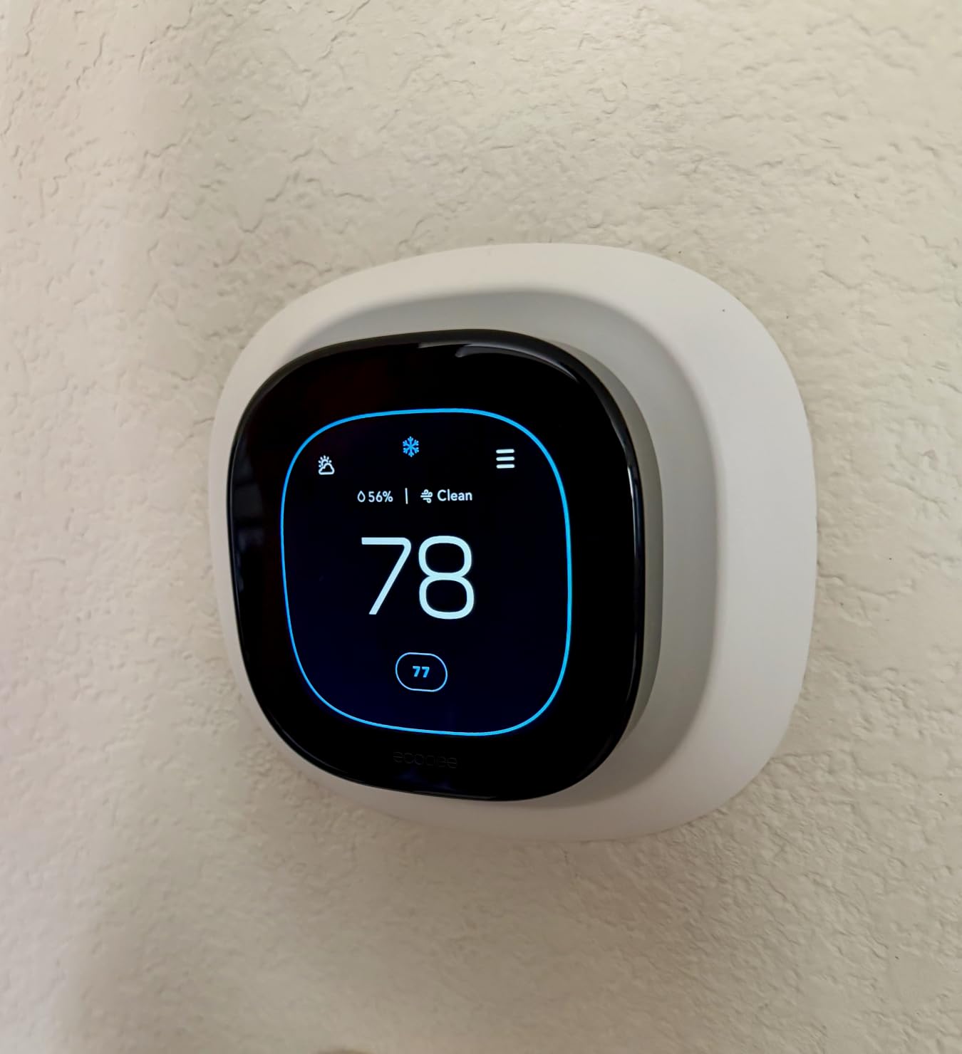 ecobee Smart Thermostat Premium - WiFi, Siri & Alexa Built-In, Smart Sensor customer photo 1