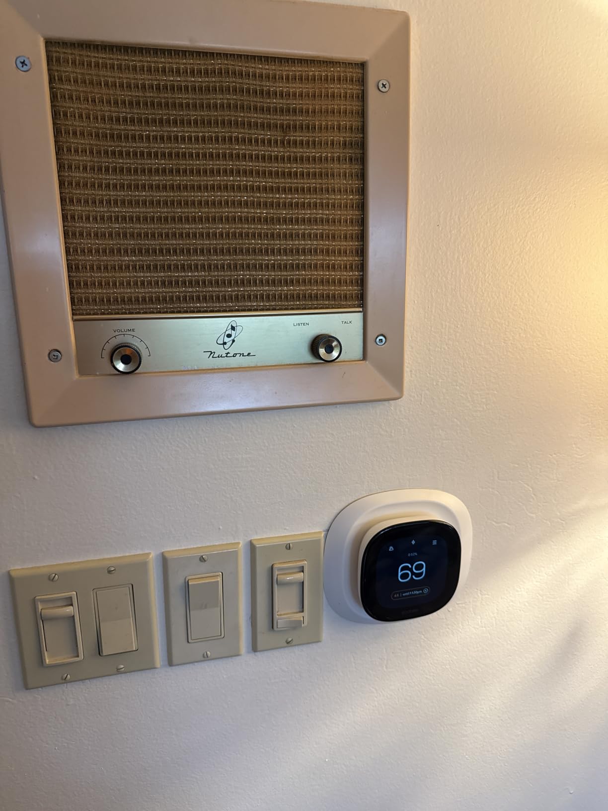 ecobee Smart Thermostat Enhanced, Programmable Wifi Thermostat customer photo 1
