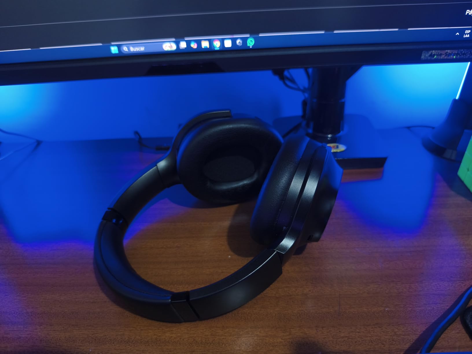 Razer Barracuda Pro Wireless Gaming Headset, Hybrid ANC, Black customer photo 2