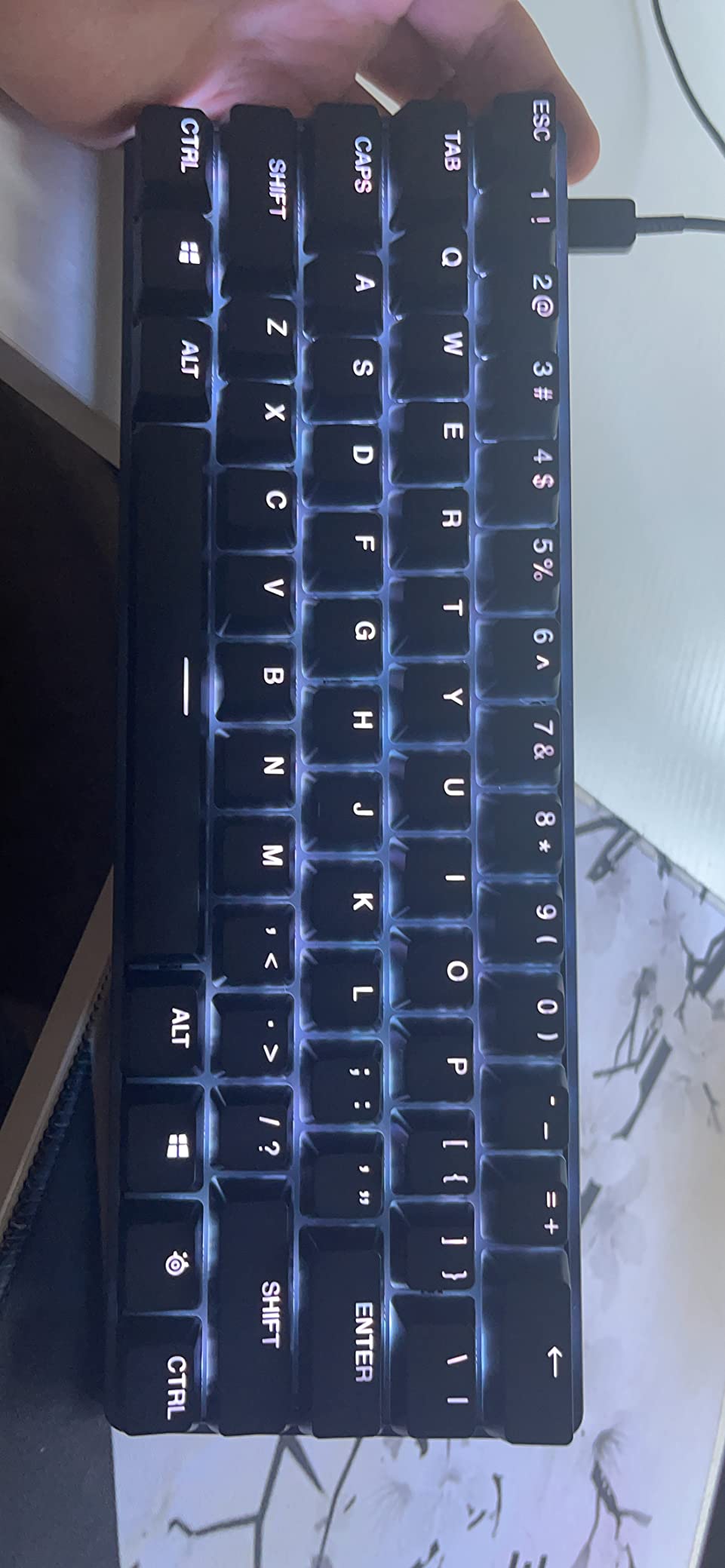 SteelSeries Apex Pro Mini HyperMagnetic Gaming Keyboard – Adjustable Actuation – Compact 60% Form Factor – RGB – PBT Keycaps – USB-C​ customer photo 2